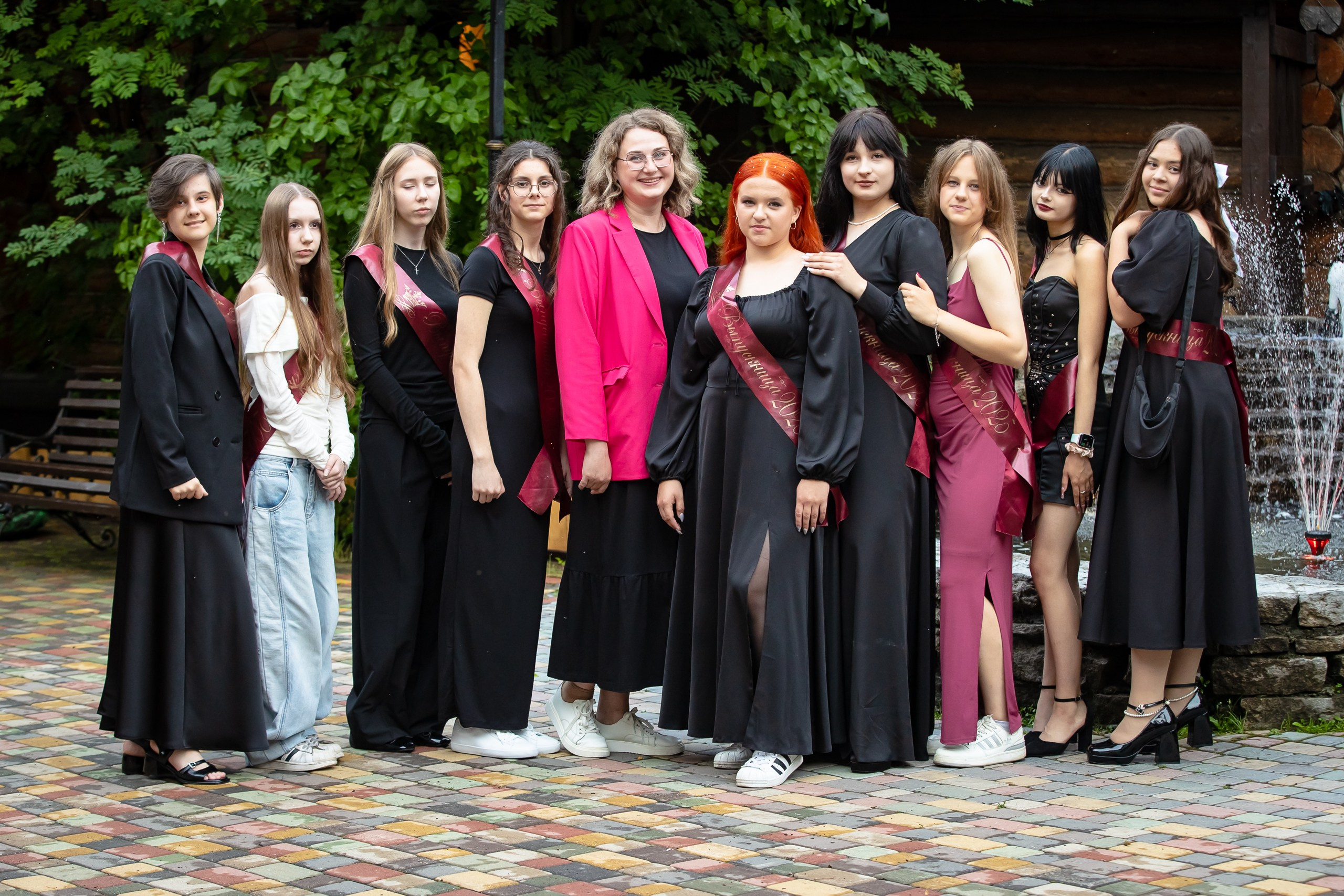 Фотограф на выпускной в 9-м классе. Спортивный фотограф Екатеринбург Онлайн трансляции