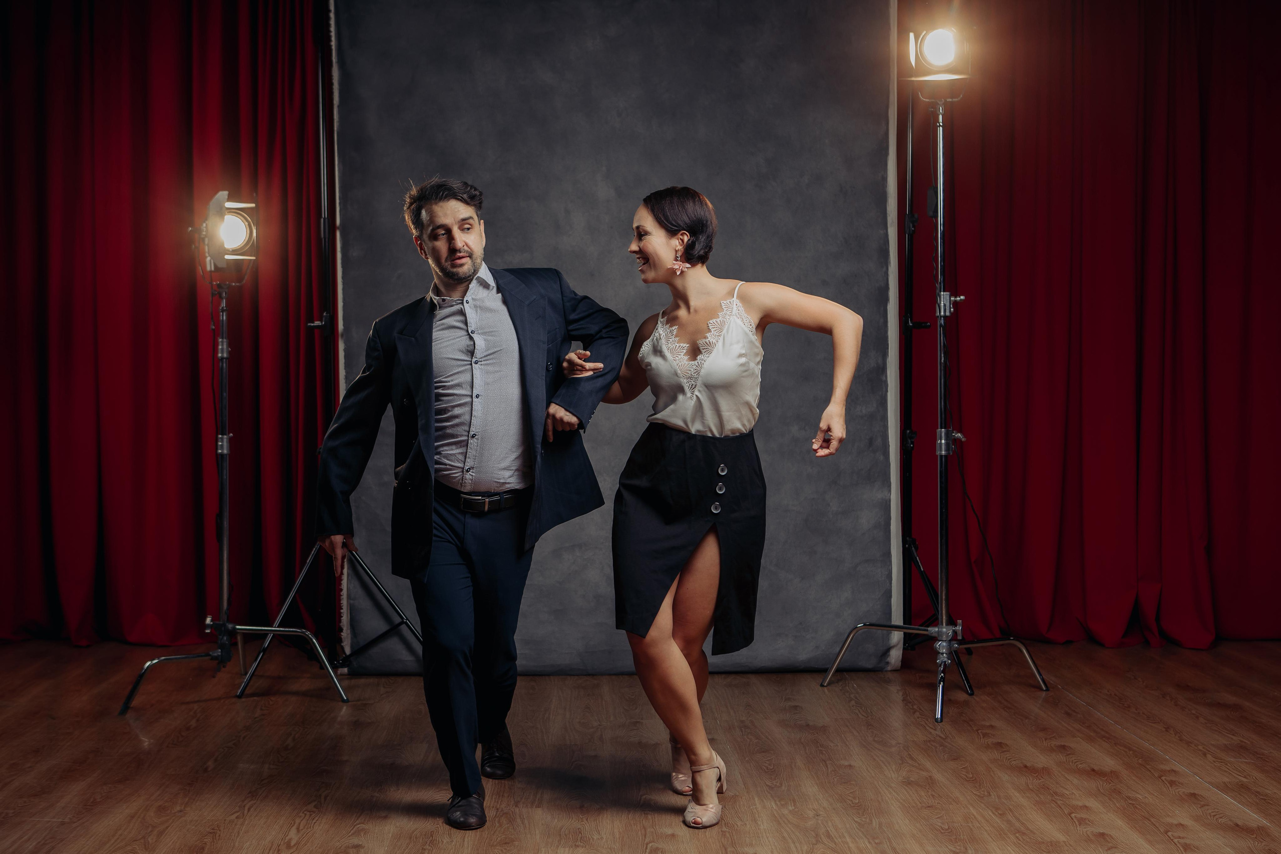 корпоративная фотосъемка в Санкт-Петербурге, деловой портрет, фотосессия танцоров, позы для танцевальной фотосессии