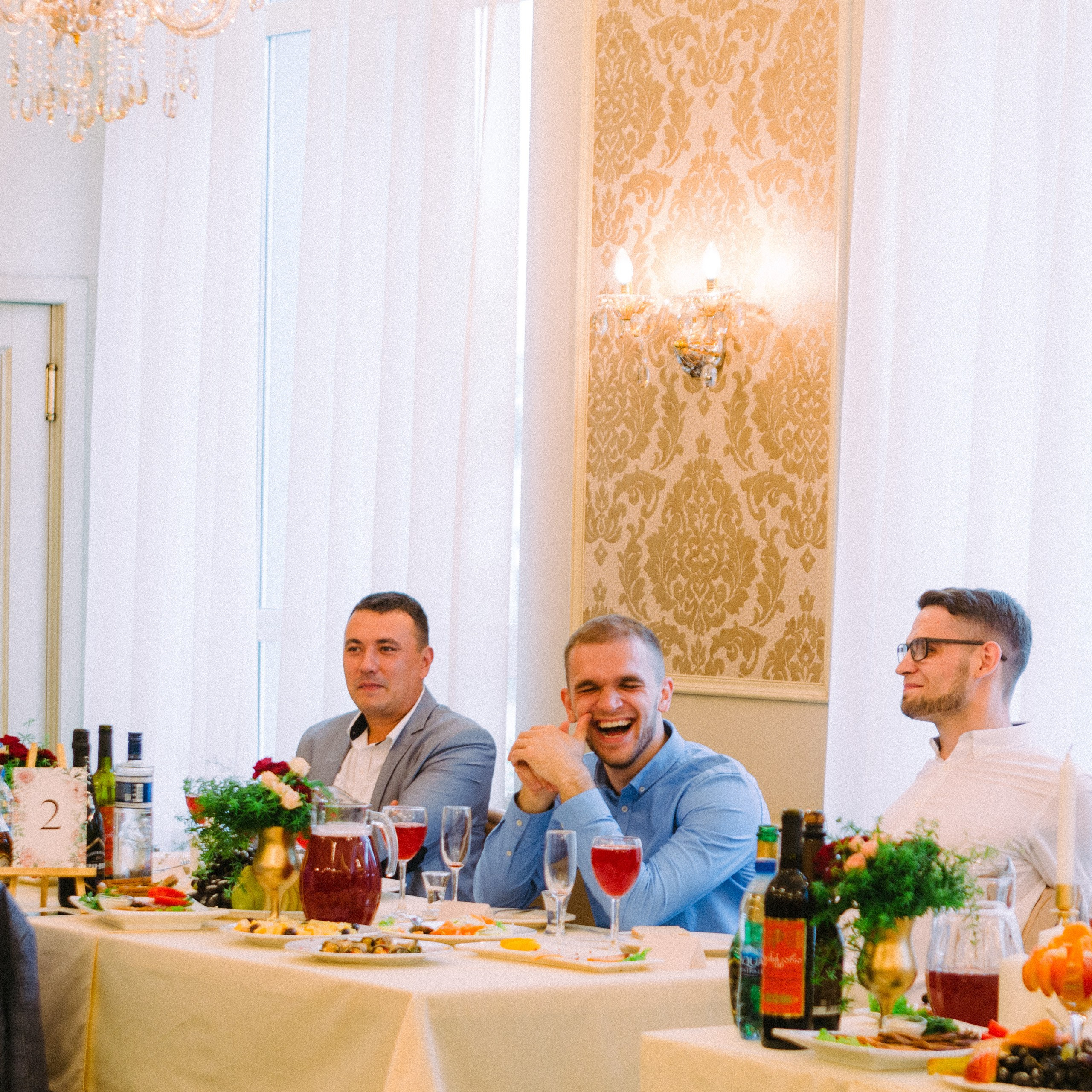 Солнце, яблоки и лодка. Фотограф Серафим Крюков