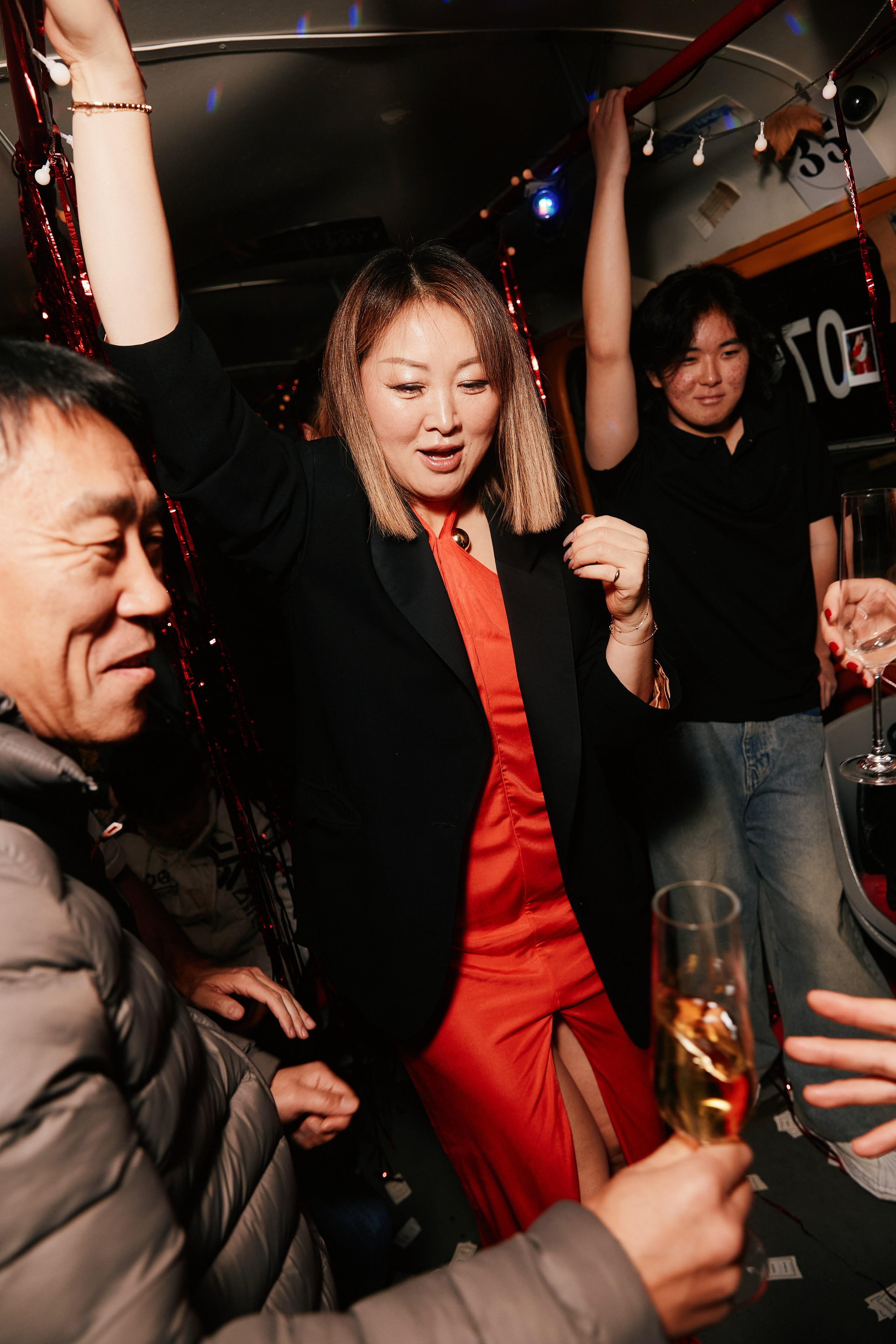 Tram 35 30.11. Свадебный репортажный фотограф краснодар максим дремов дрёмов фотосессия студия цена