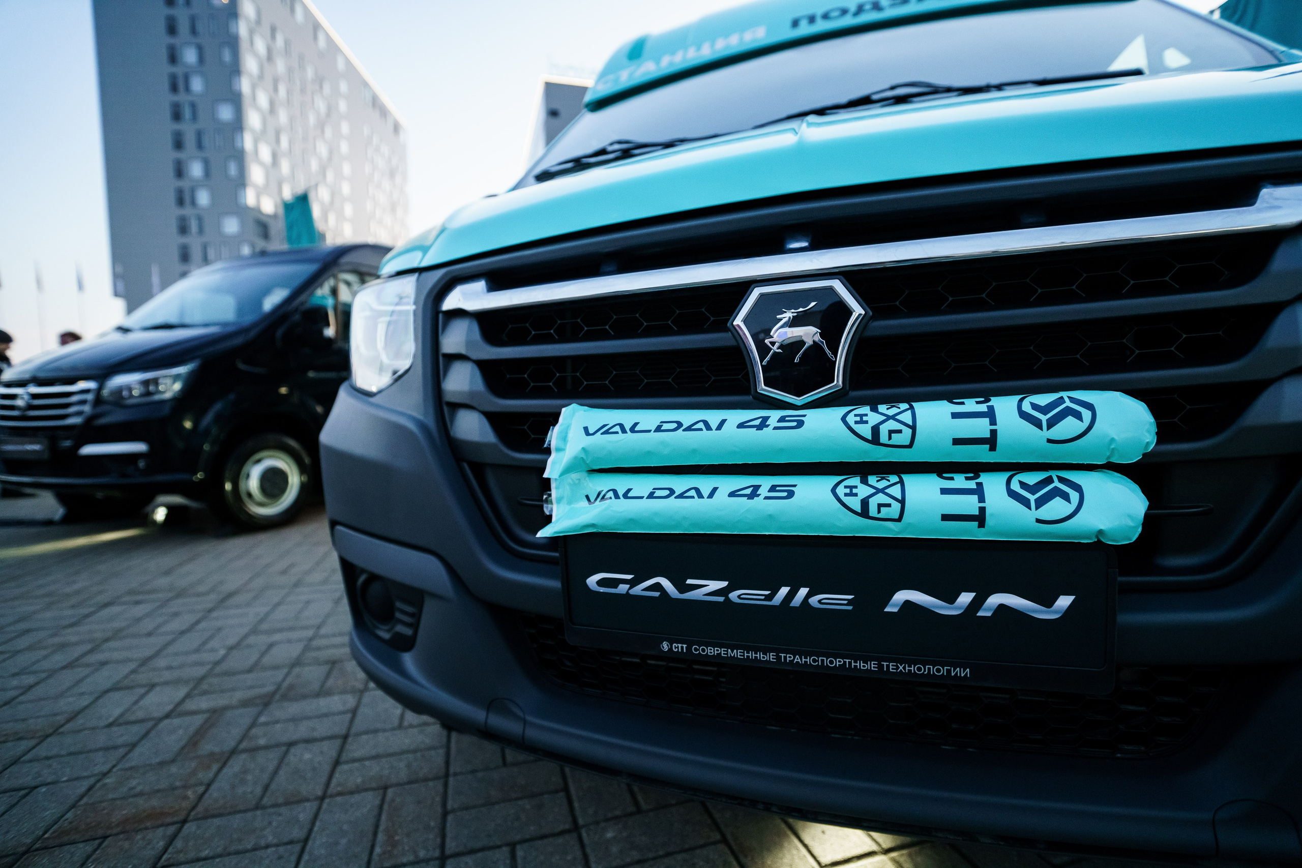 Промоакция у стадиона Арена 2000 г. Ярославль. Репортажный фотограф Сергей Сажин г. Ярославль