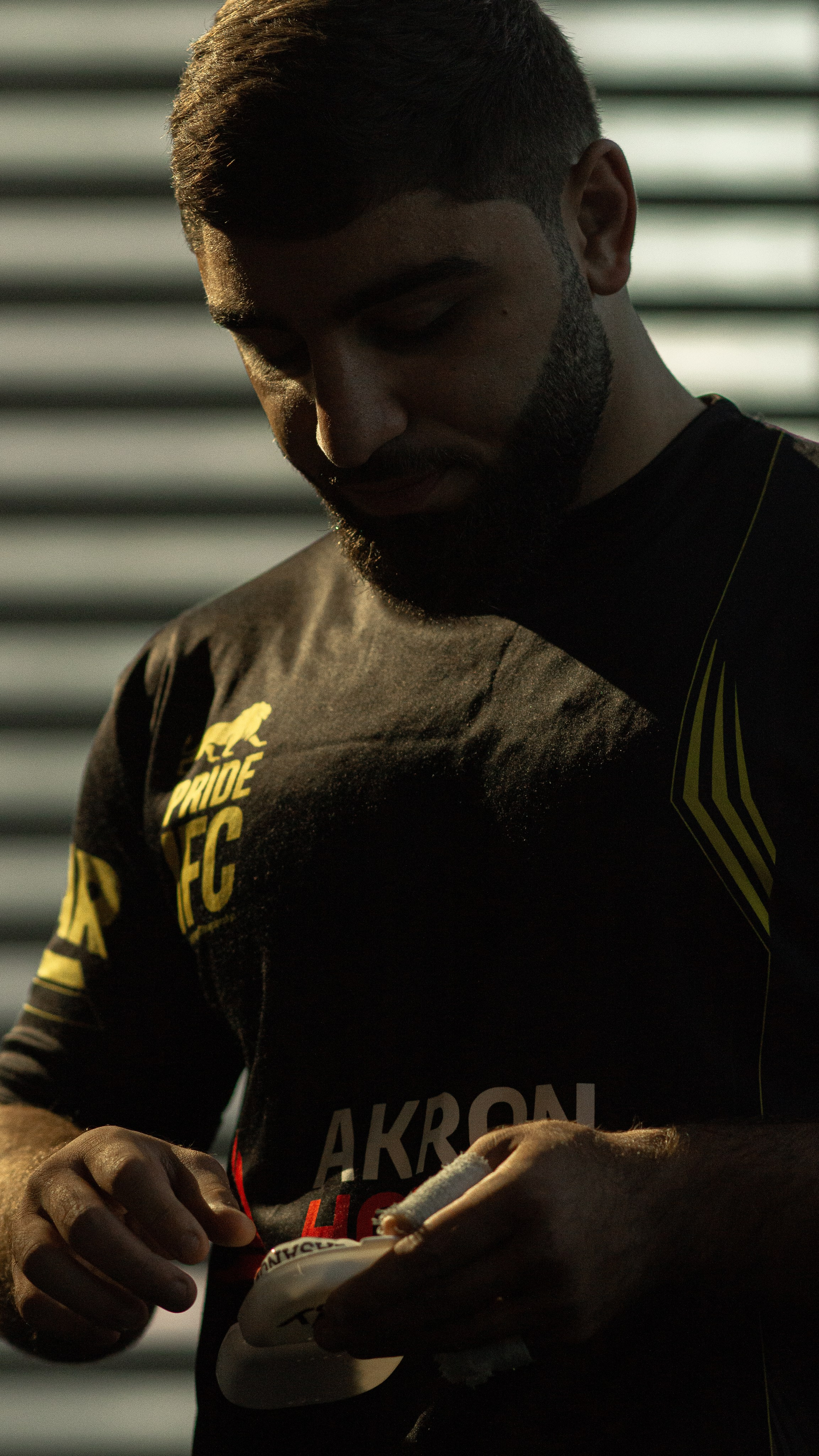 Спортивная фотосъемка бойца  Нурлана Гасанова с капой. Жуков Илья  свадебный фотограф в Москве