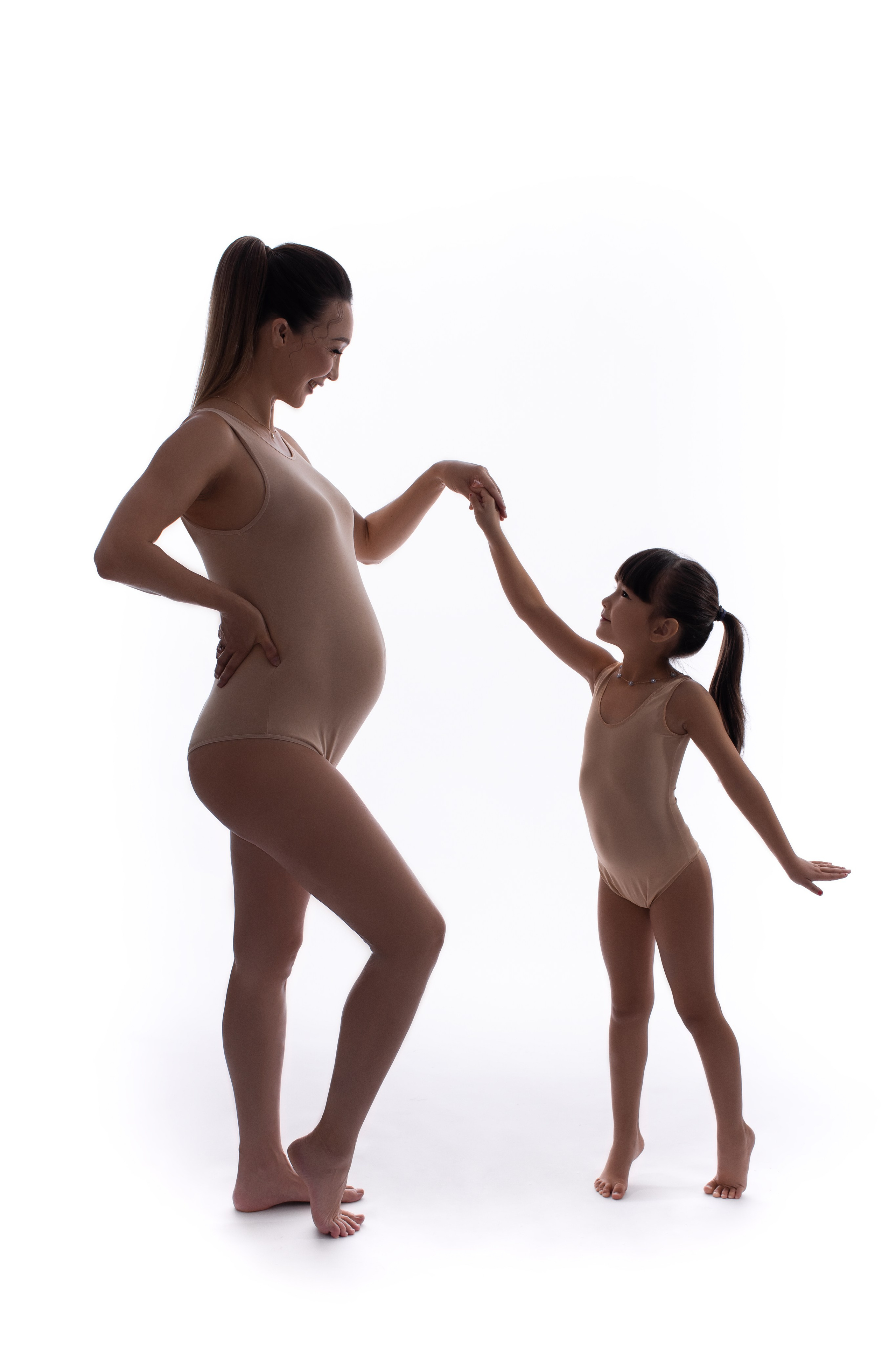 Беременность. Фотограф беременности, новорождённых и деток до года в Актау