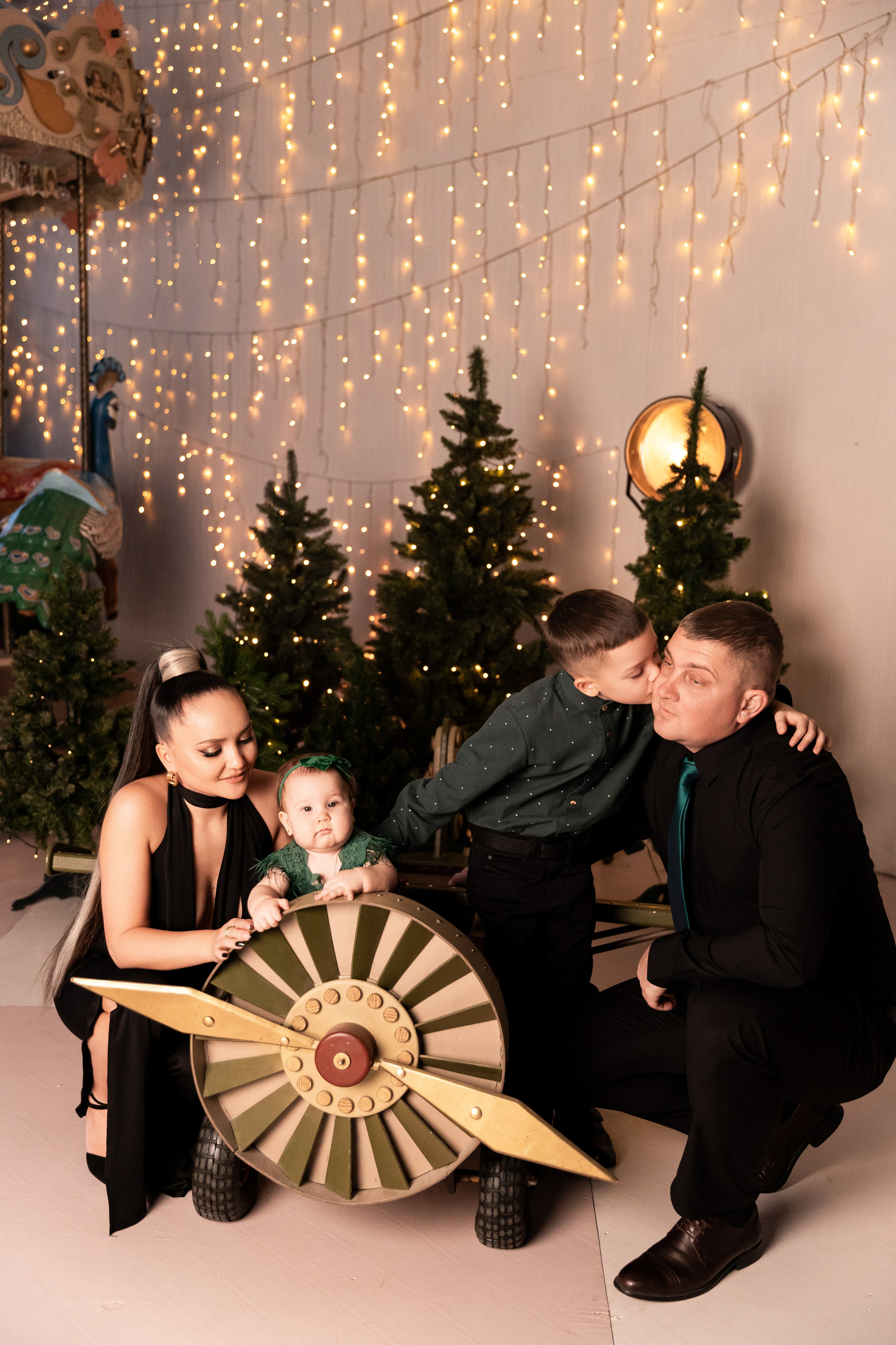 Арина, Кирилл, Аристарх и Афина. Семейный фотограф в Екатеринбурге и Красноуфимске Евгения Лягаева