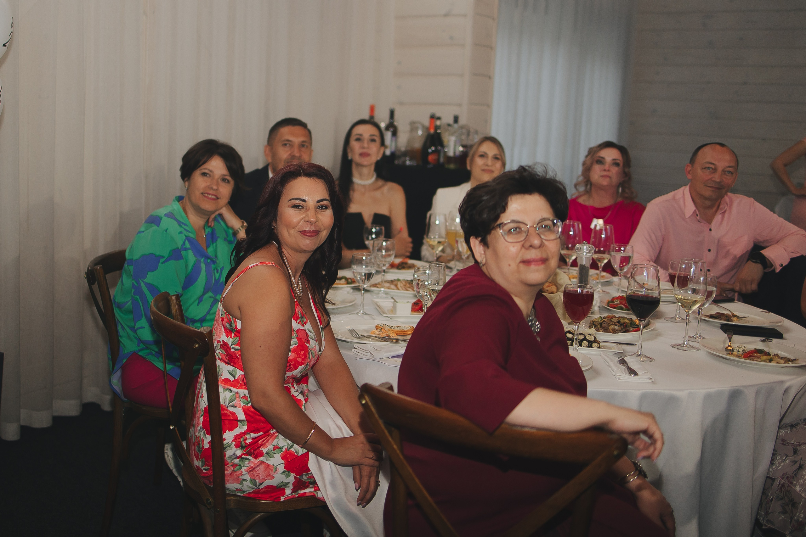 Выпускной Сосны. Свадебный и женский фотограф