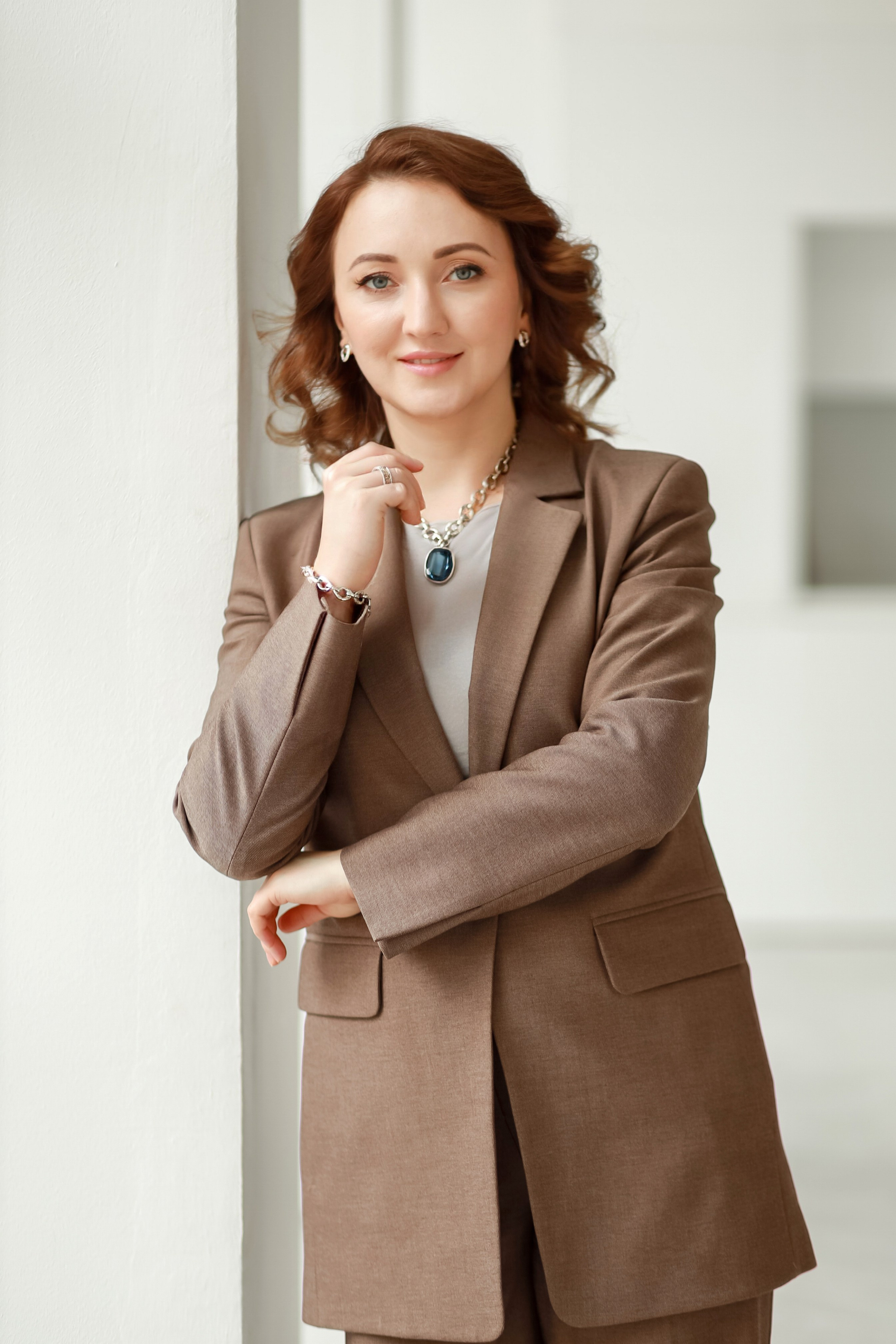 Елена, меценат, директор частной детской школы. Фотограф в Москве Ксения Мокрушина | Brand & Women photographer