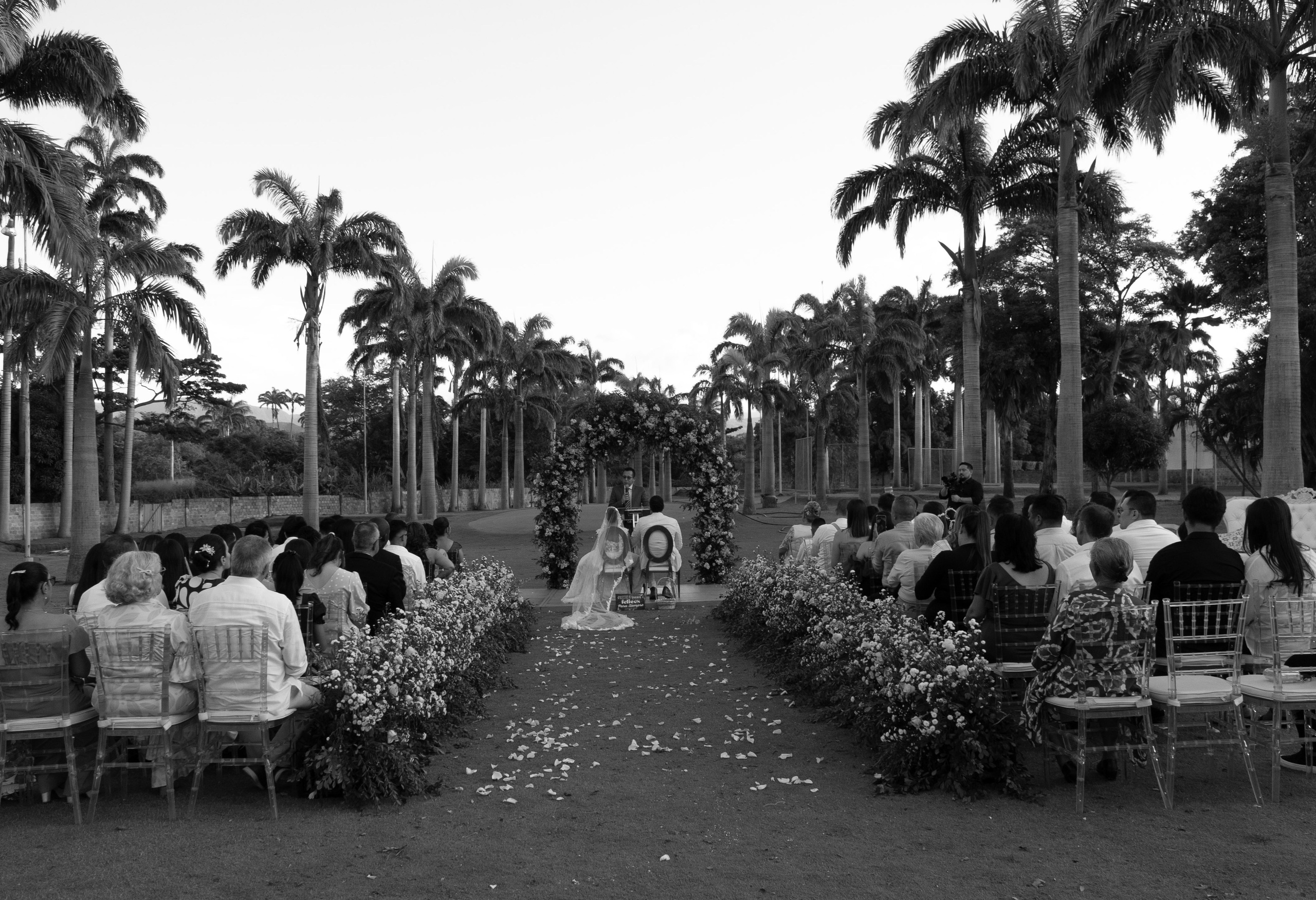 Carola & Gerson. Wedding Photographer in Barcelona and Medellin