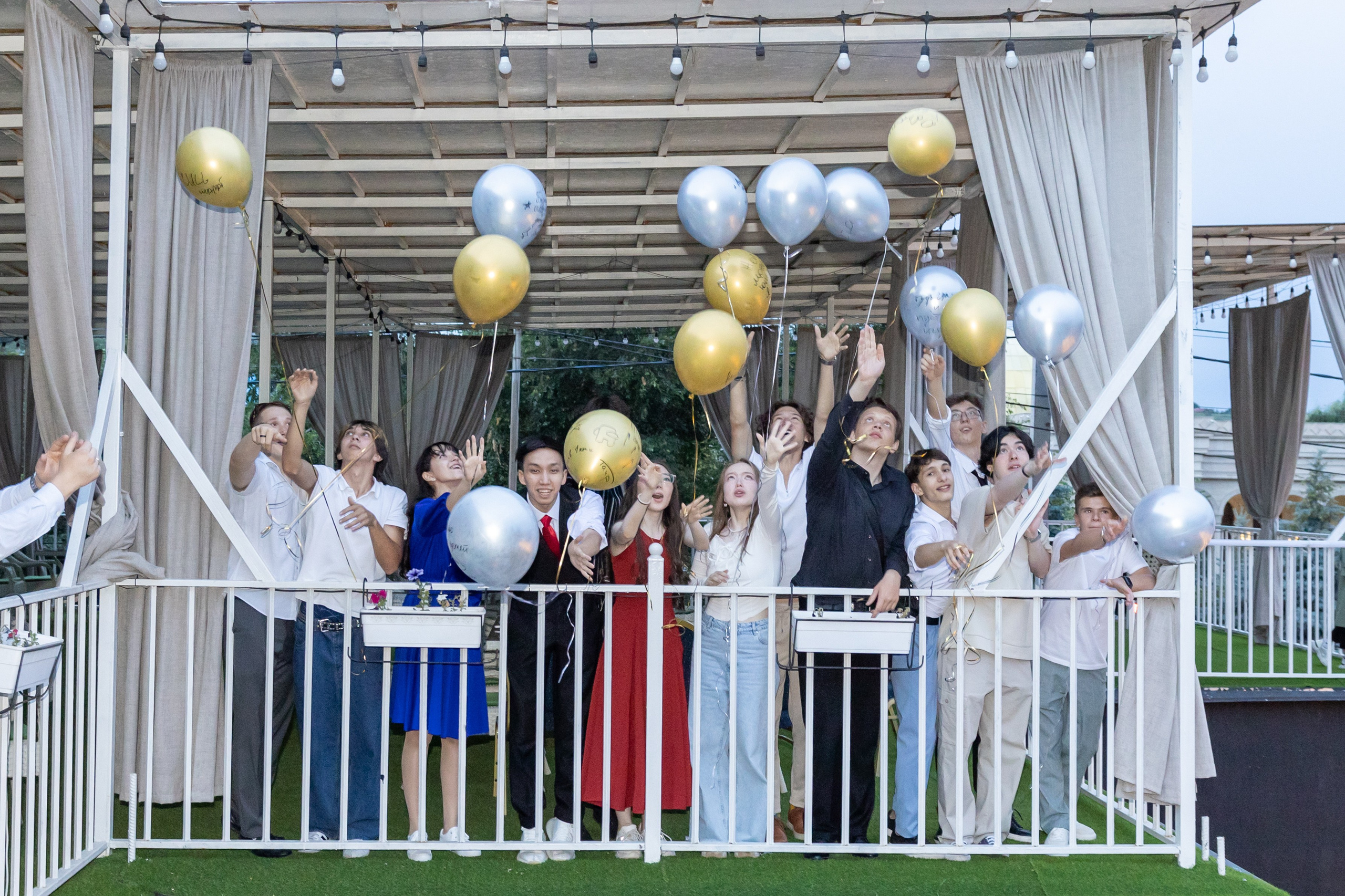 Выпускной вечер | Встреча рассвета. Фото и видеосъемка в Алматы