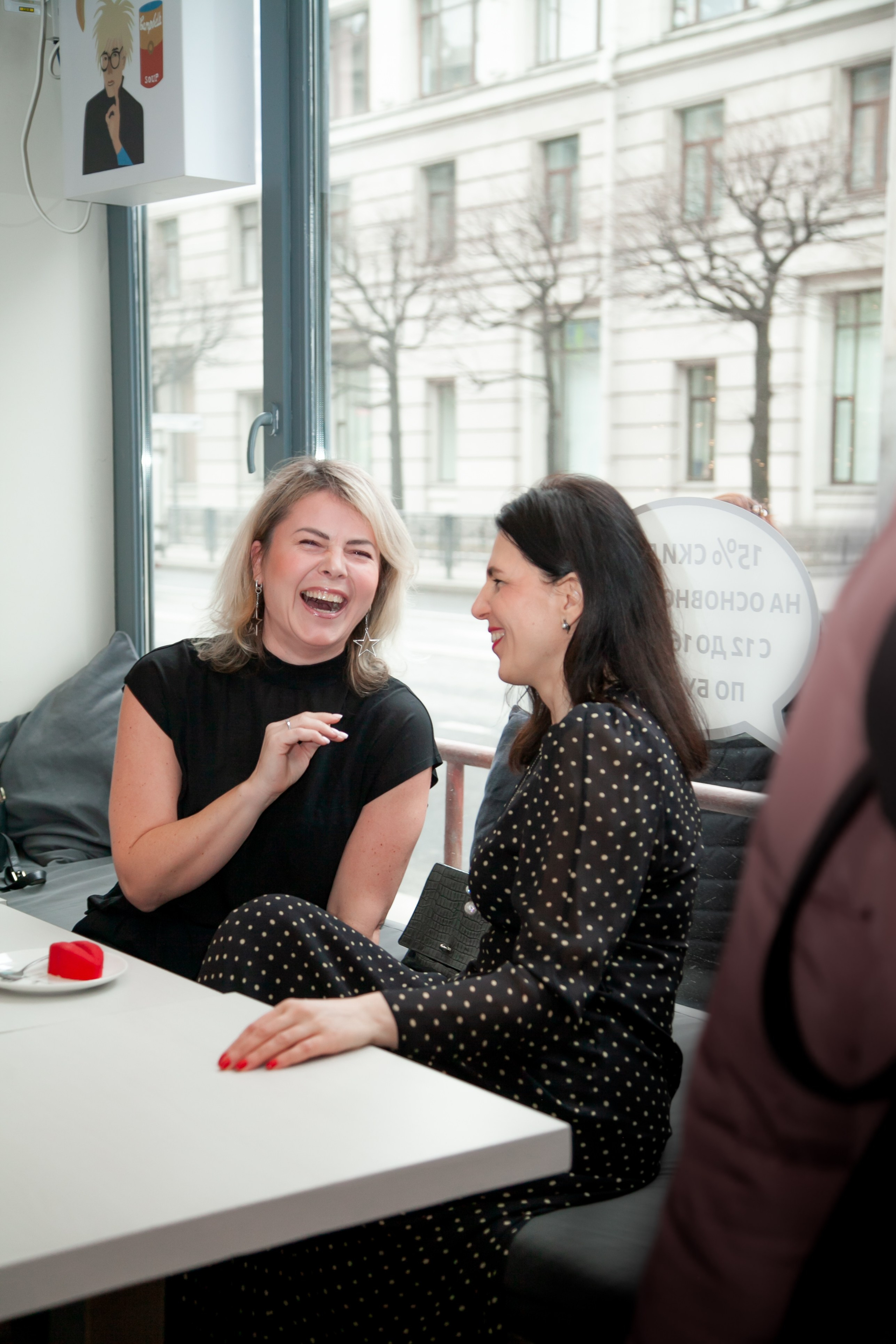 Праздники, лекции, культурные встречи, бранчи. Двойняшки-фотографы Анна и Анастасия в Санкт-Петербурге