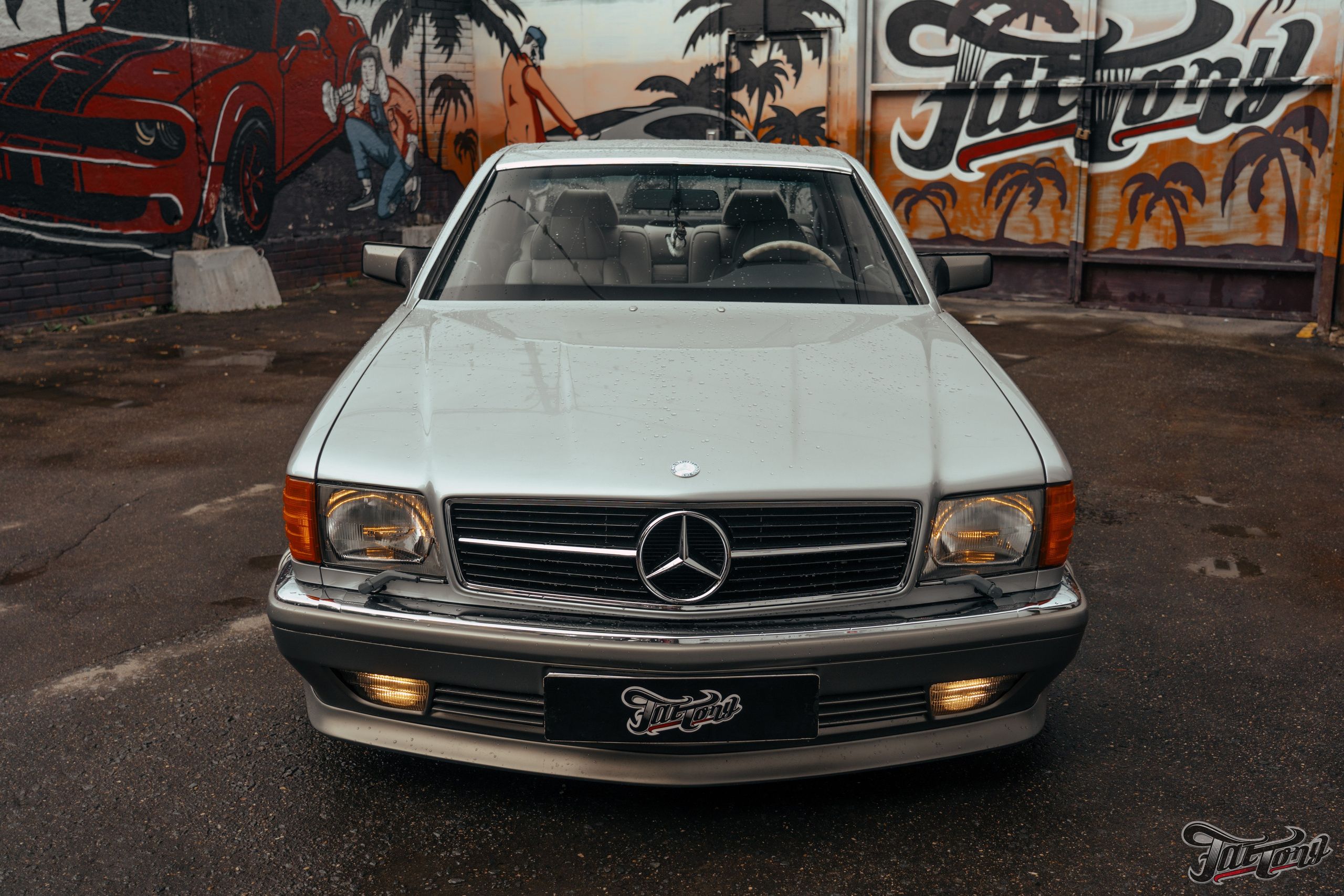 Mercedes SEC W126. DeLorein