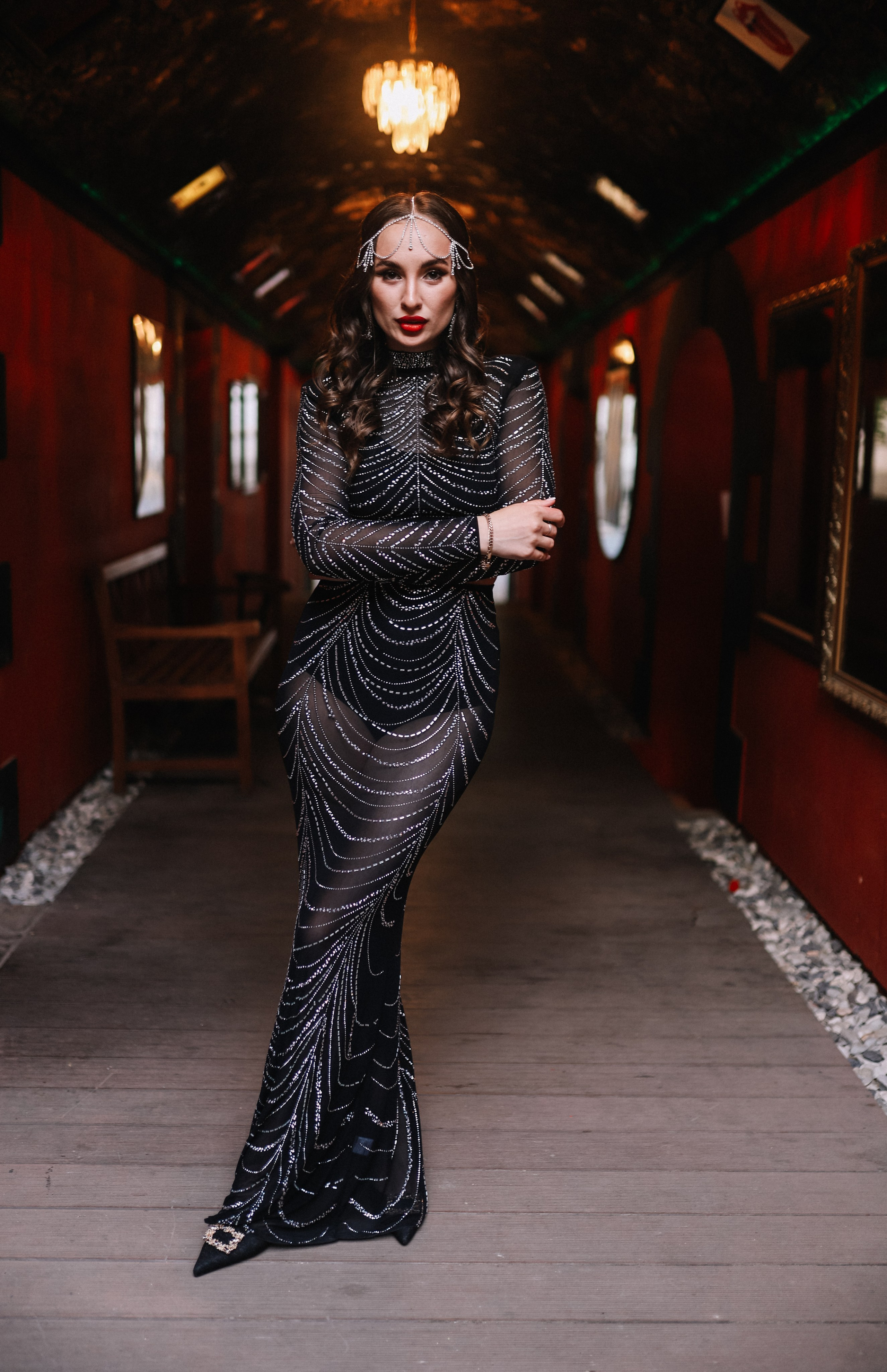 25.Диана и гости