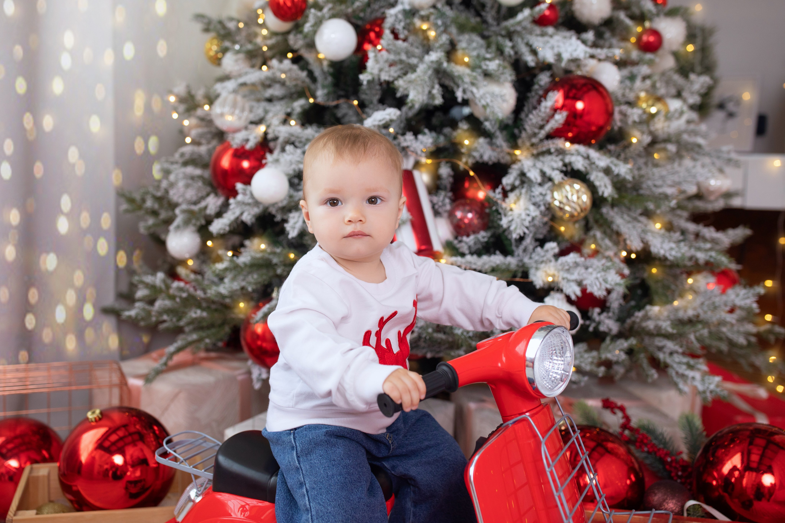 Фотограф на новый год, новогодняя фотосессия в Хабаровске, Новый год Хабаровск, новогодняя фотосессия в студии Хабаровск, студийная новогодняя фотосессия Хабаровск, фотограф Хабаровск, фотосессия 2026 Хабаровск,  домашняя новогодняя фотосессия, 