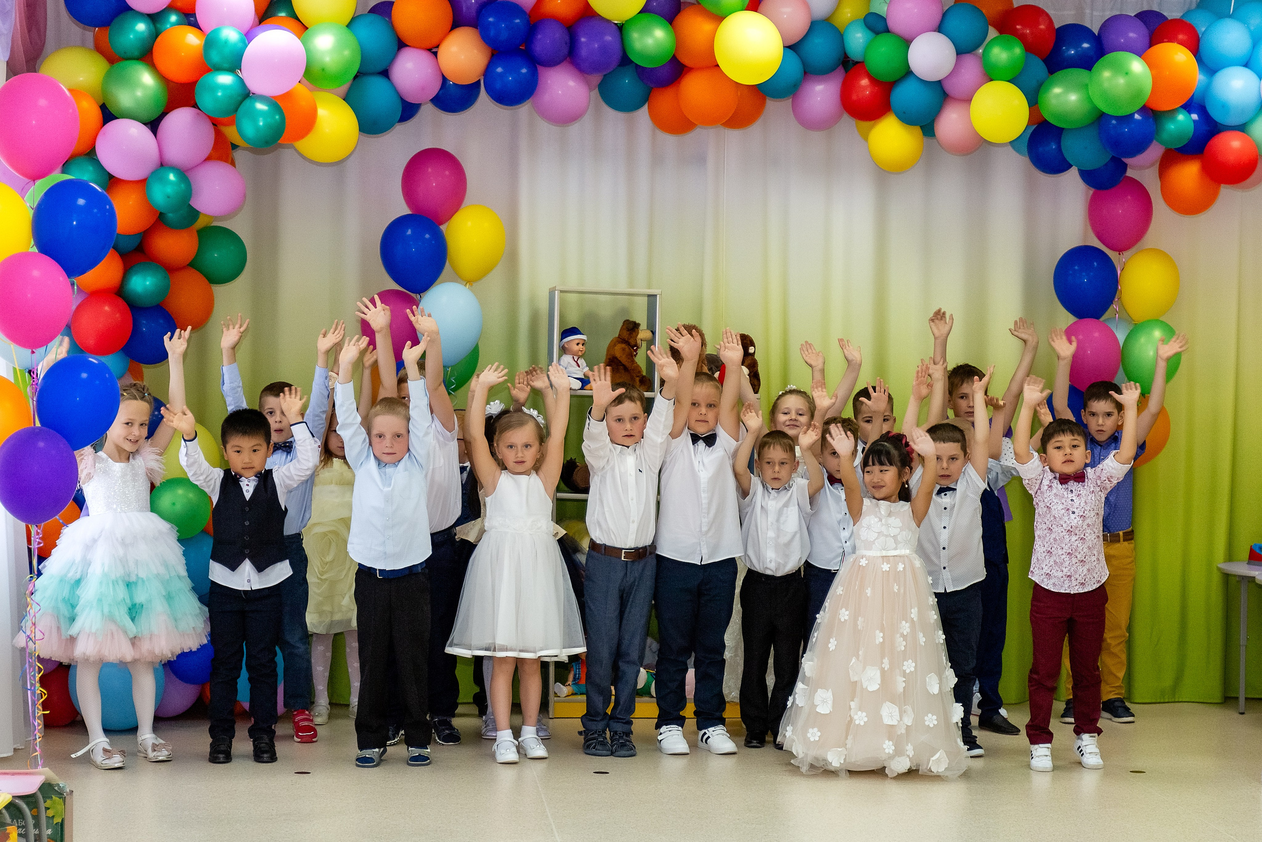 Выпускной. Детский сад «Тигрёнок». Стильный выпускной альбом Владивосток фотограф Вероника Мигачева