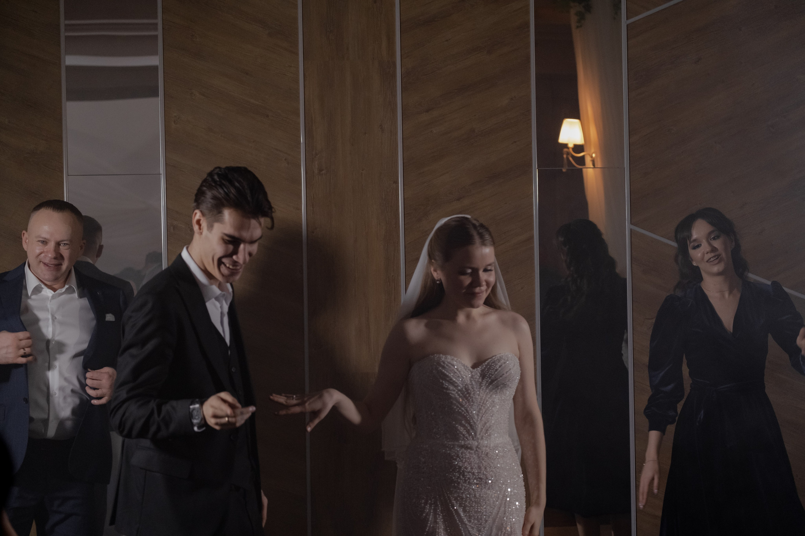 СВАДЕБНЫЙ БАНКЕТ (СНЯТО В СИБИРЕ В НИЖНЕВАРТОВСКЕ). Профессиональный фотограф, Санкт-Петербург — Виктория Богомолова