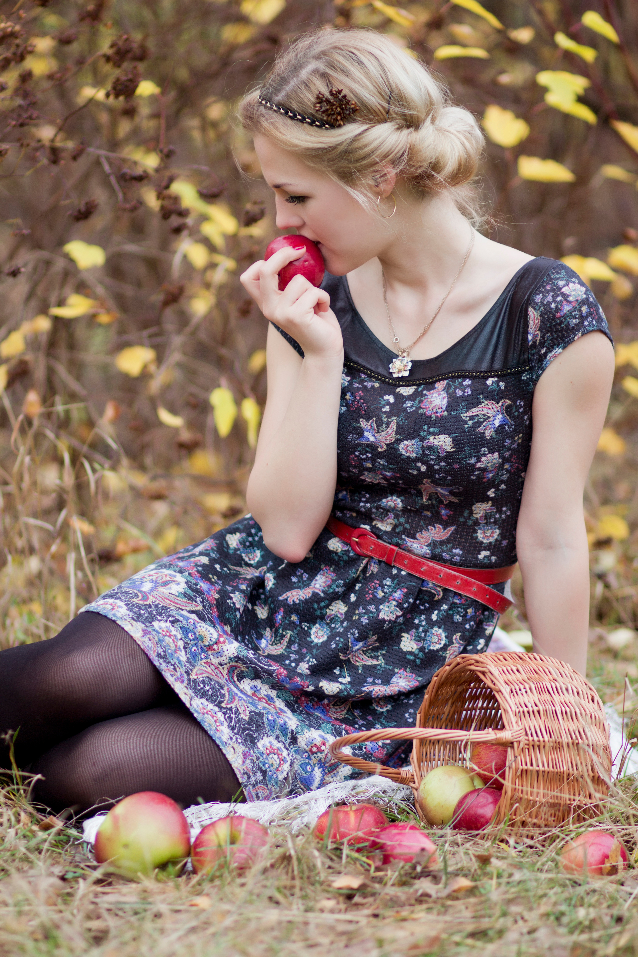 Под сенью девушек в цвету. Владислав Ромашев. Семейный и детский фотограф из Москвы