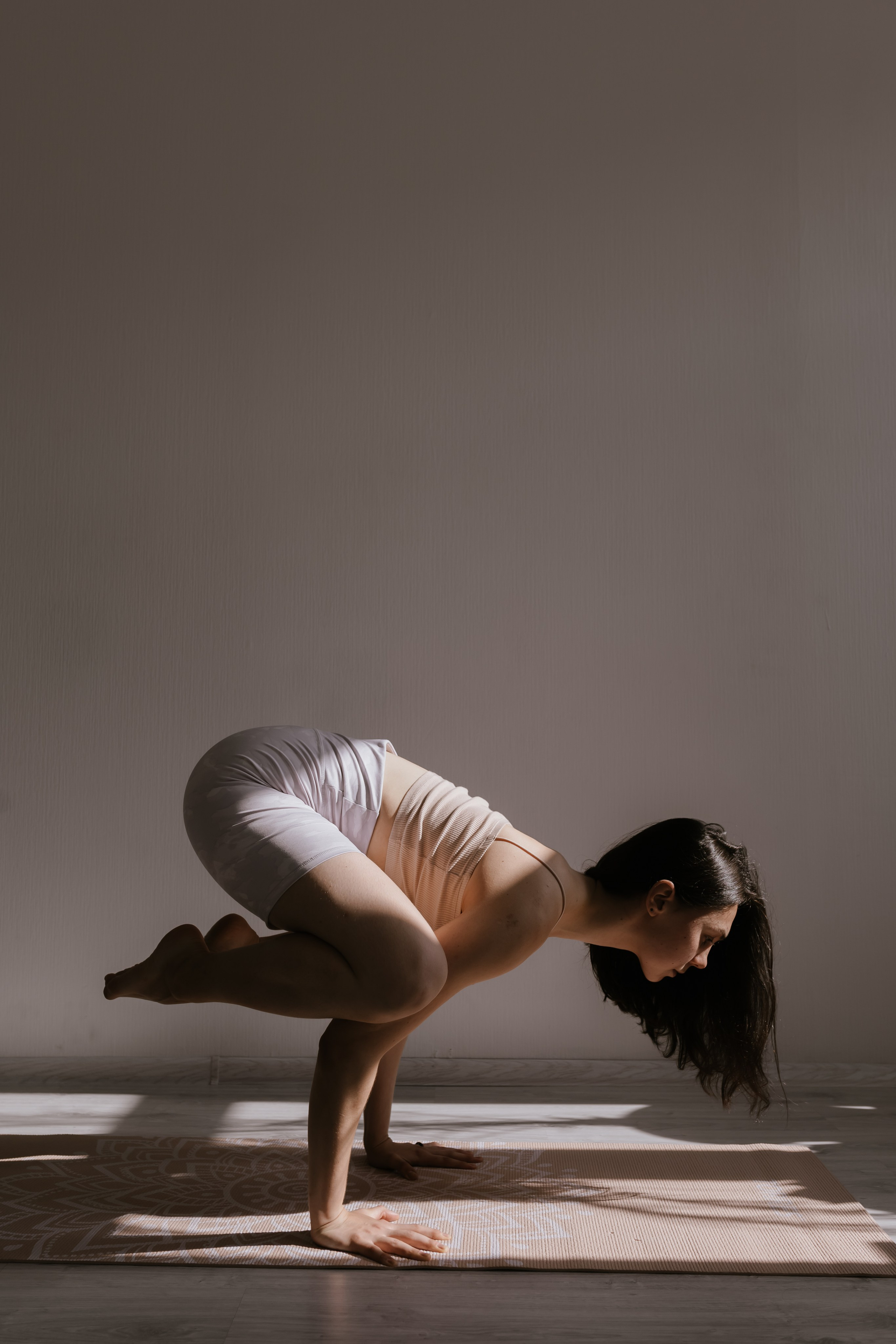 Студия йоги и растяжки SF studio. Свадебный и женский фотограф в Санкт-Петербурге Муртеева Екатерина