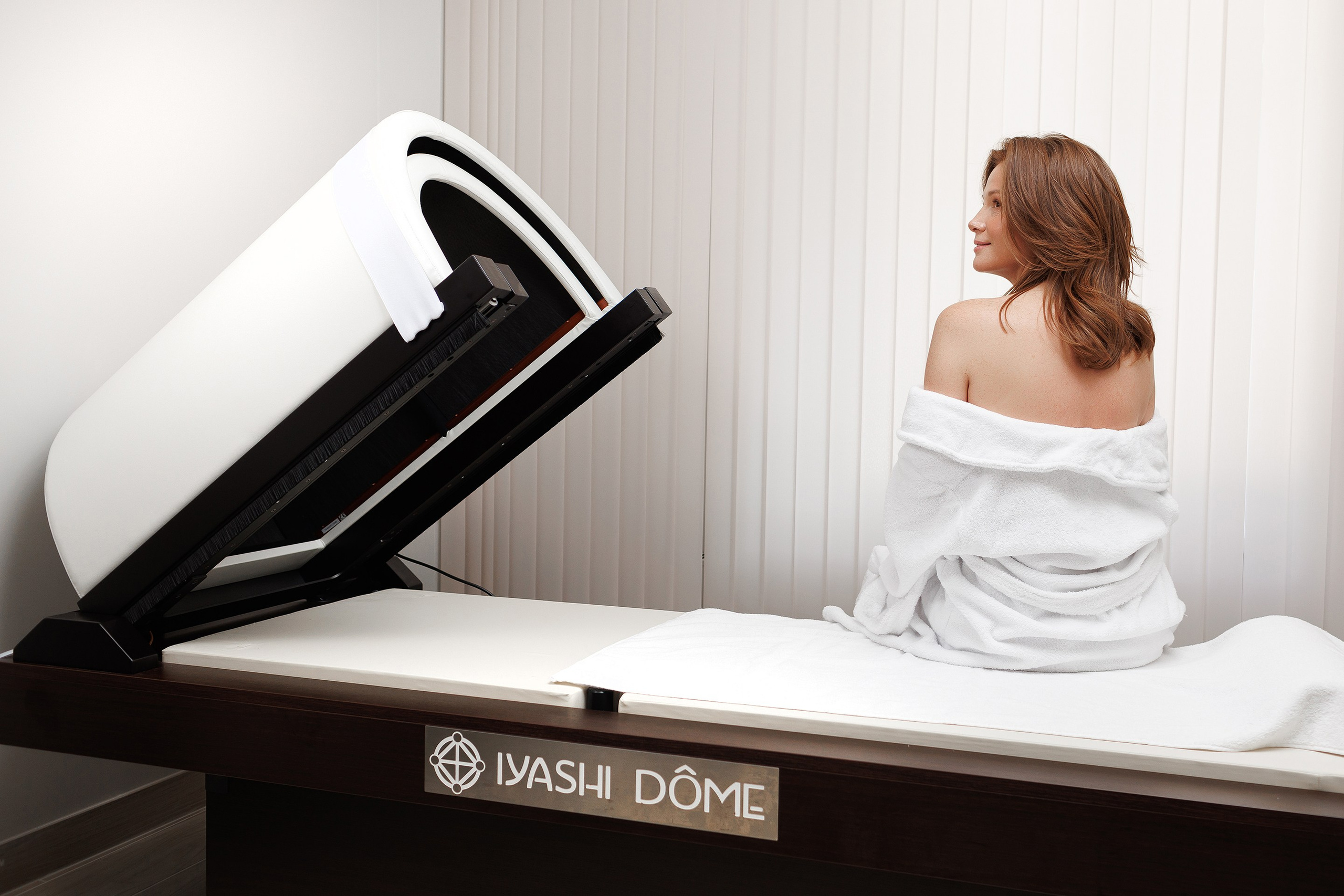 рекламаня, контент съемка медицинский процедур, спа, массажа для санаторя клининики парус в Бердске 