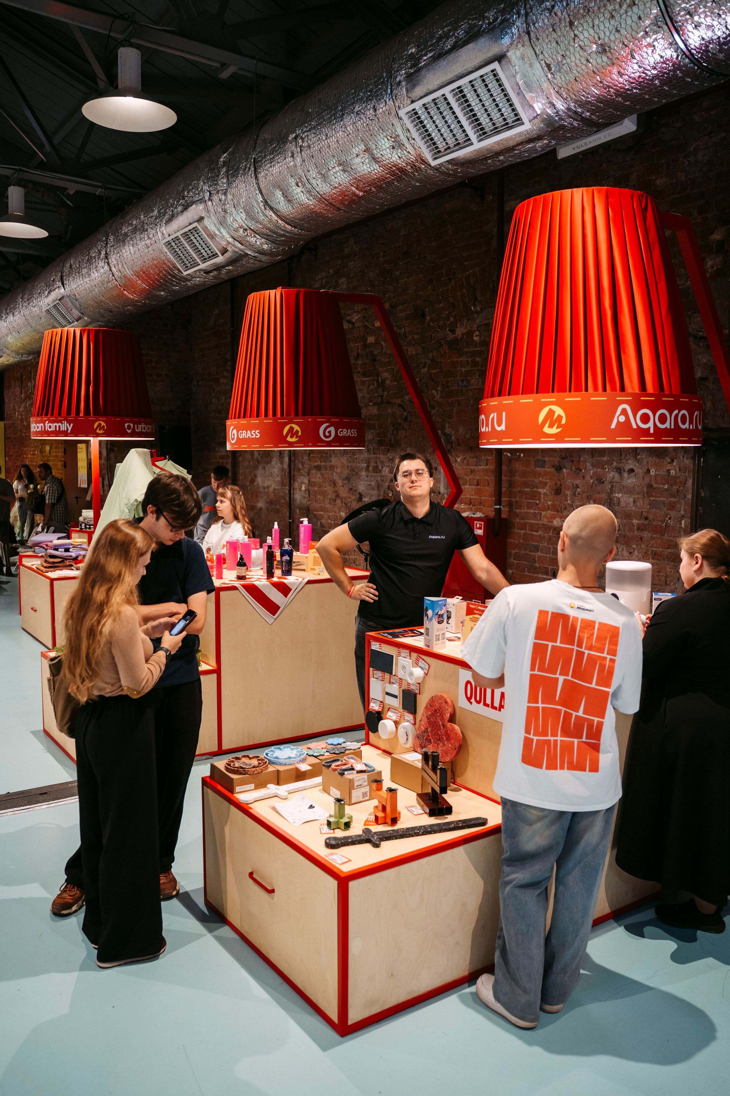 Маркет Маркета. Петербург / 2025. Саша Копылов, фотограф в Казани