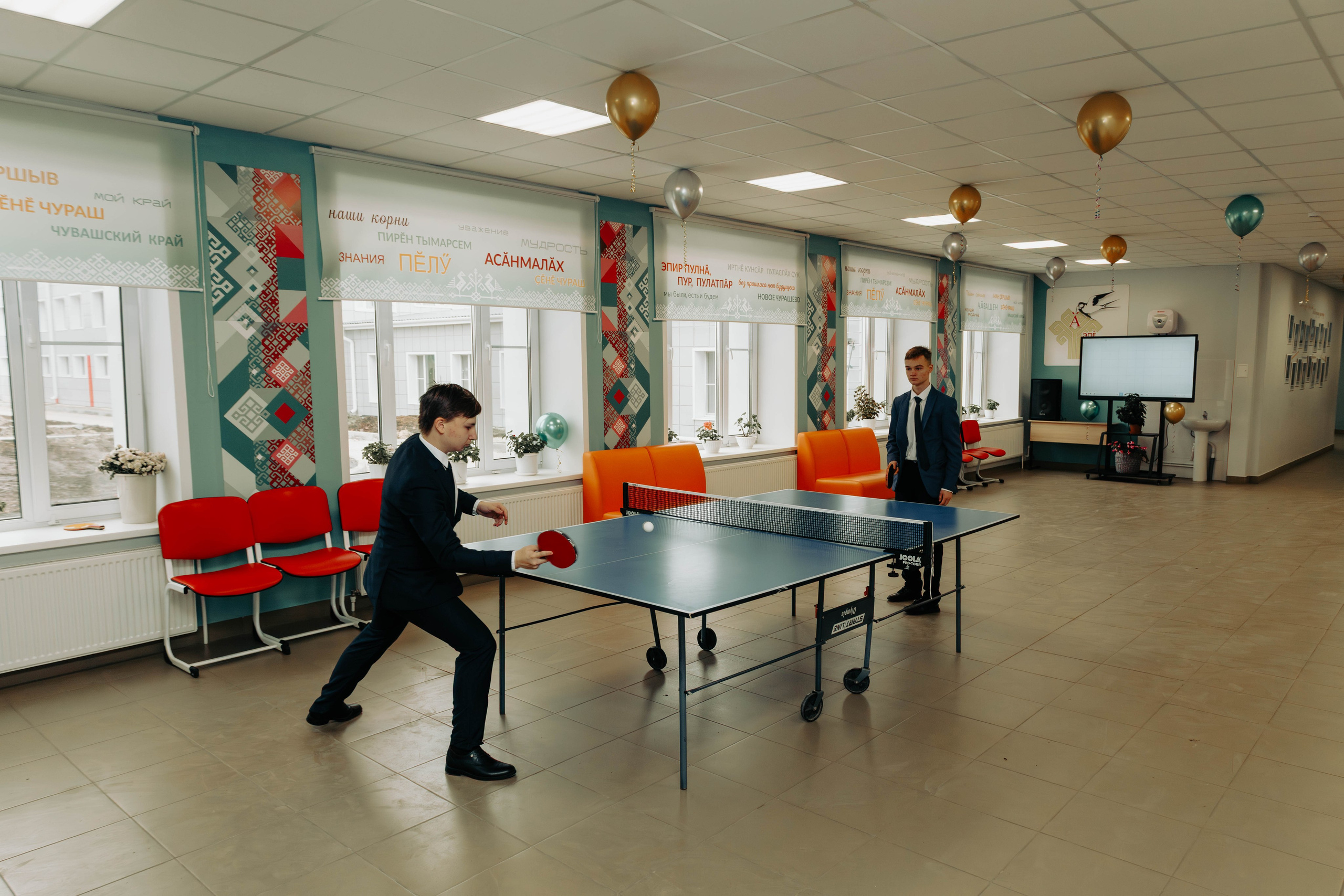 МБОУ «НОВОЧУРАШЕВСКАЯ СОШ». Фотограф г. Чебоксары Николай Фадеев