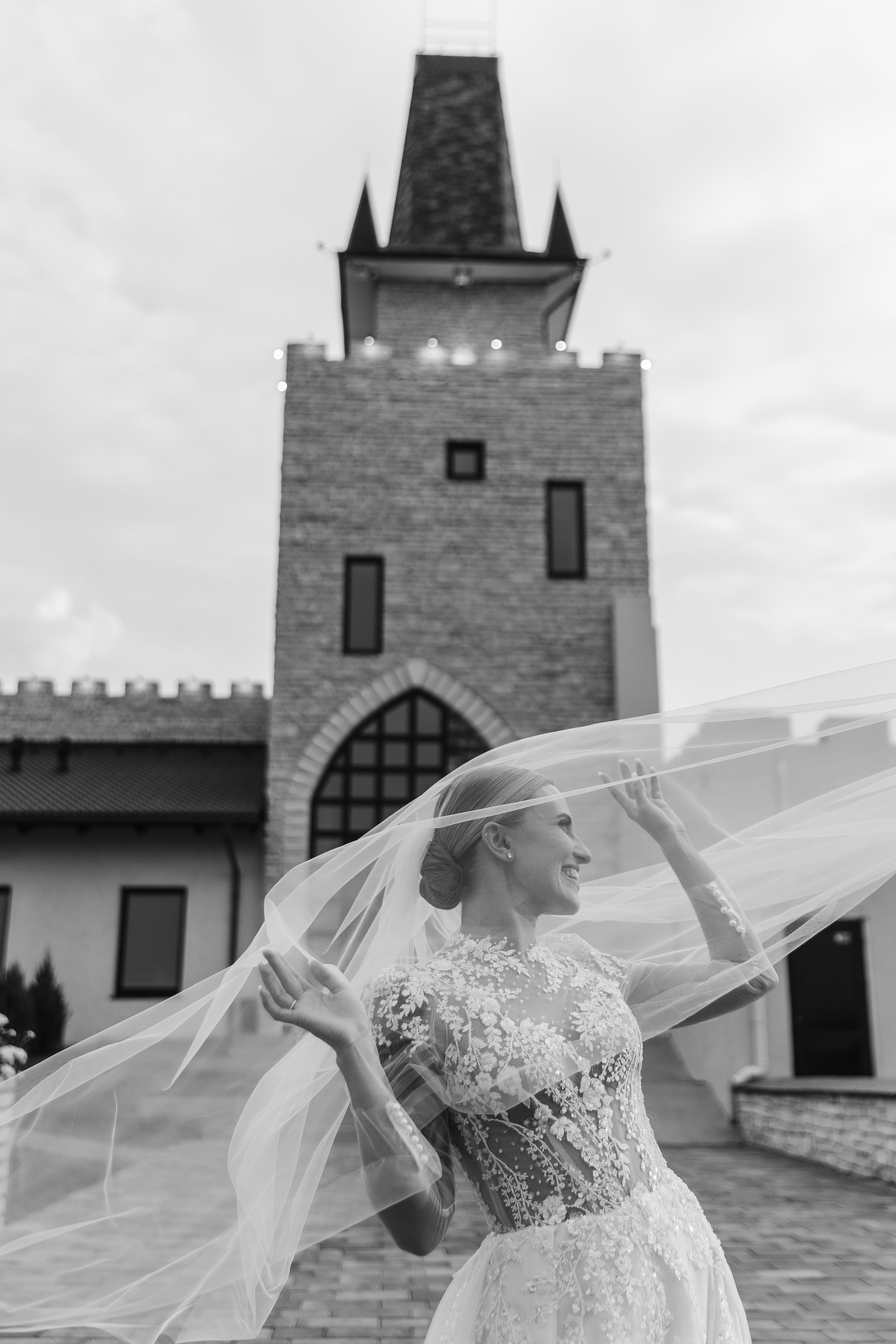 Замечательная свадьба в Белом Замке Шамони в Красноярске. Свадебный фотограф-видеограф в Красноярске Евгений Константинопольский