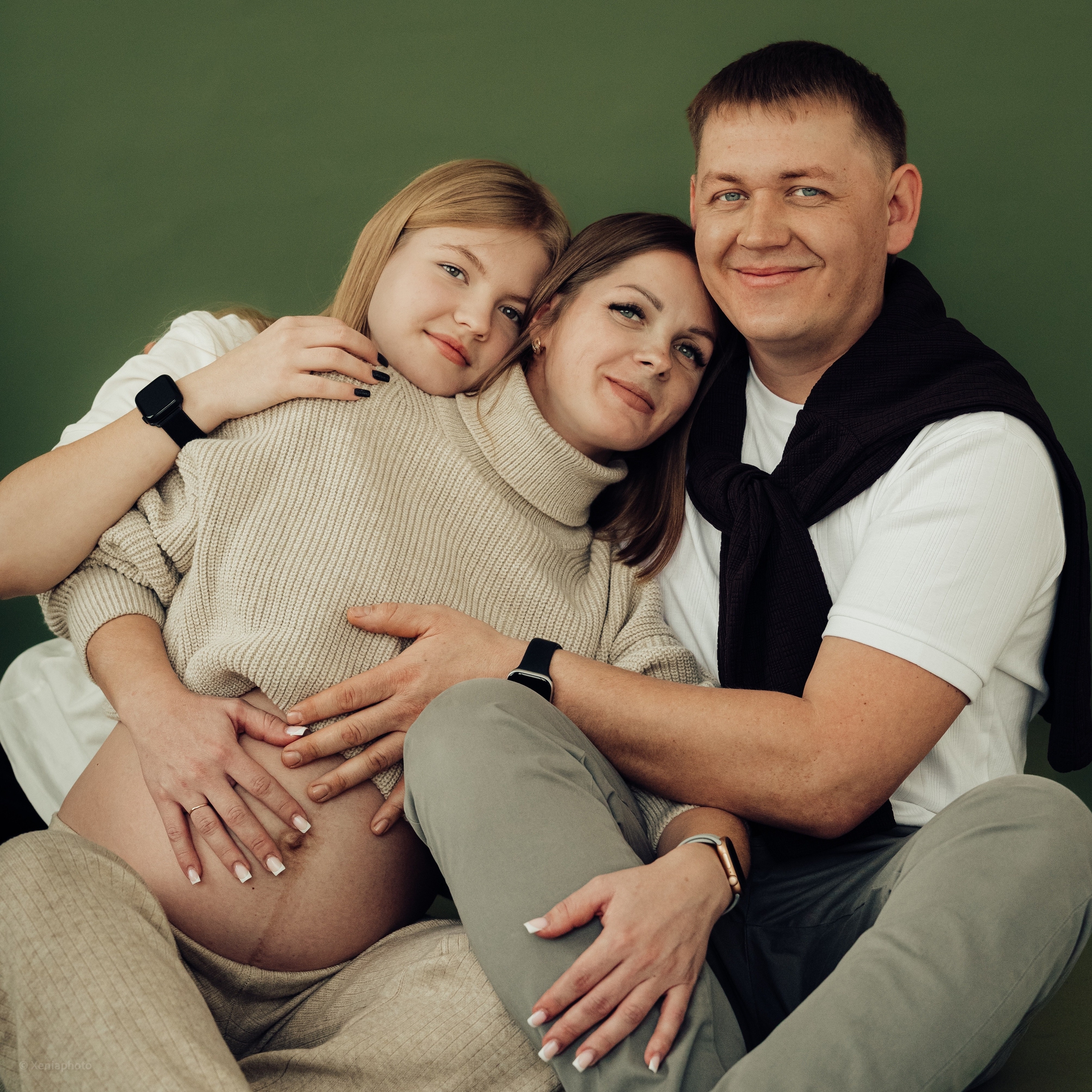 Студийная Семейная фотосессия. Семейный фотограф в Краснодаре и Курганинске