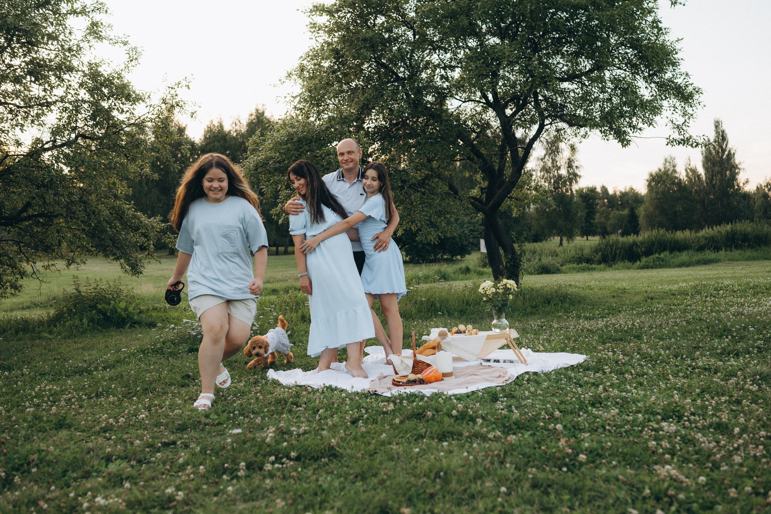 Иван, Анна, Настя, Арина и Теффи. Семейный фотограф Юлия Власова