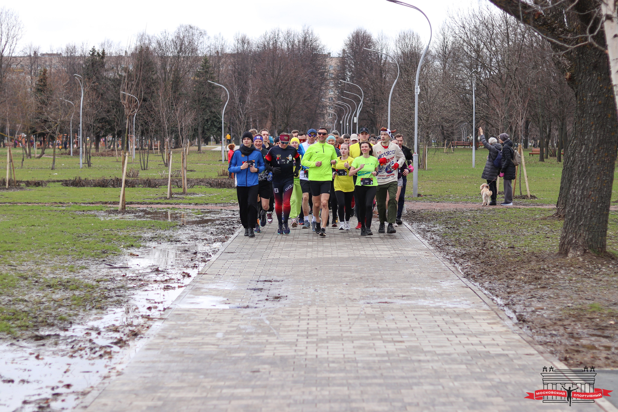 Московский Спортивный «КОСМИЧЕСКИЙ RUNOFF». Ивентный фотограф в Санкт-Петербурге Олег Комков
