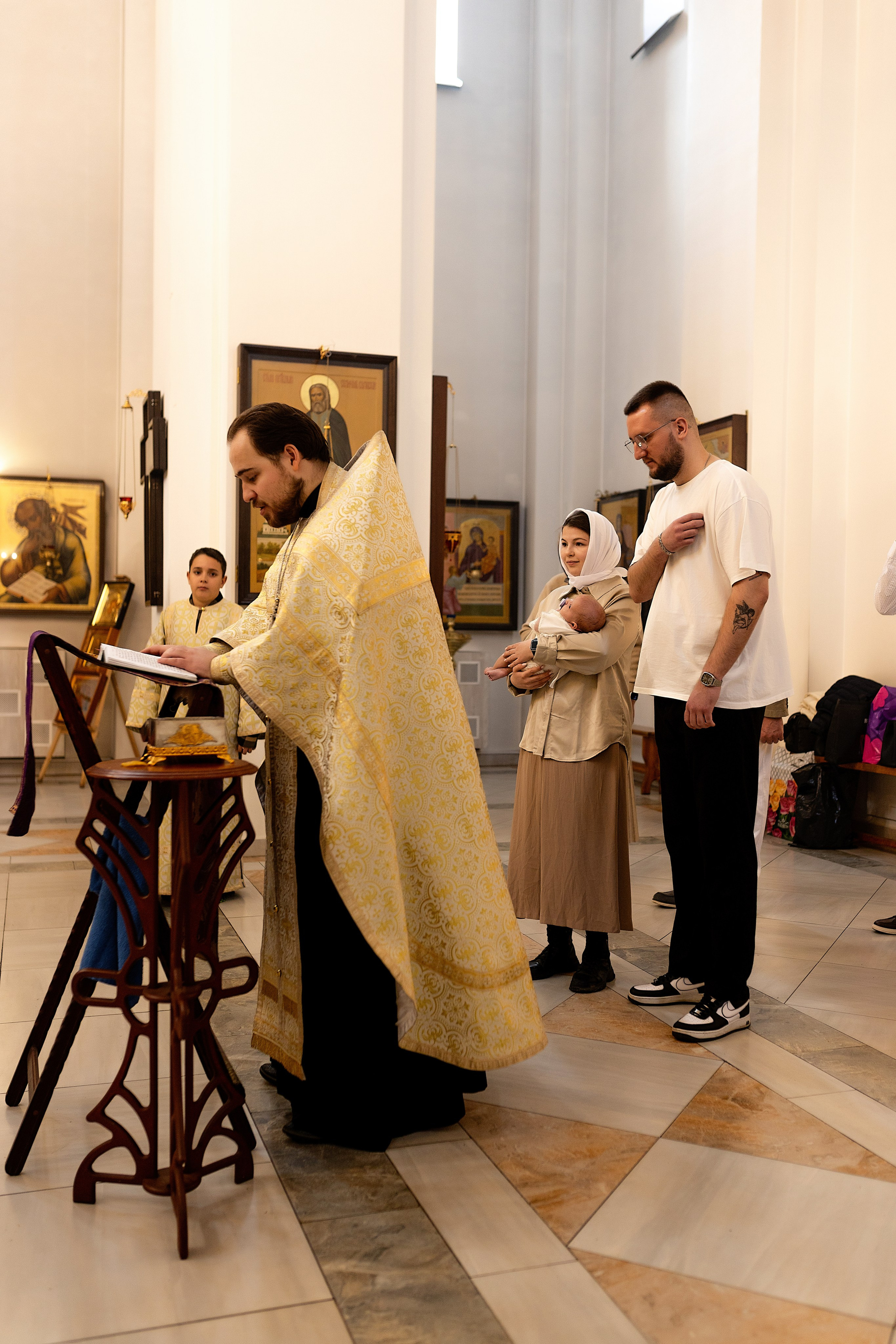 Таинство крещения Алисы. Фотограф в Железнодорожном и Балашихе