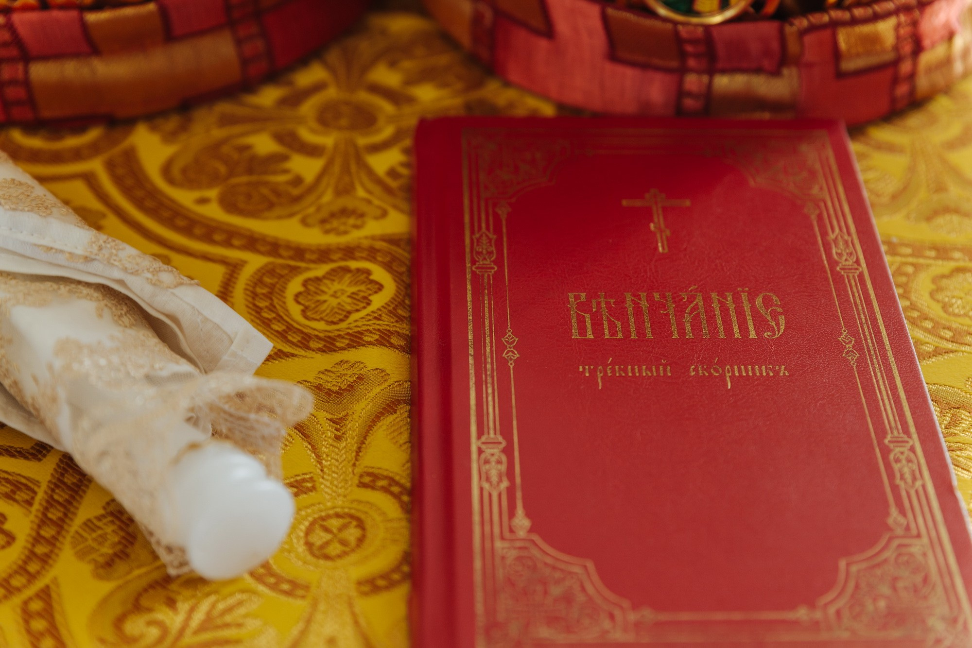 Венчание, церковь Преображения Господня в Лигово. Фотограф крещение венчание в Петербурге! Помогает подобрать храм и посоветовал душевного батюшку в СПб