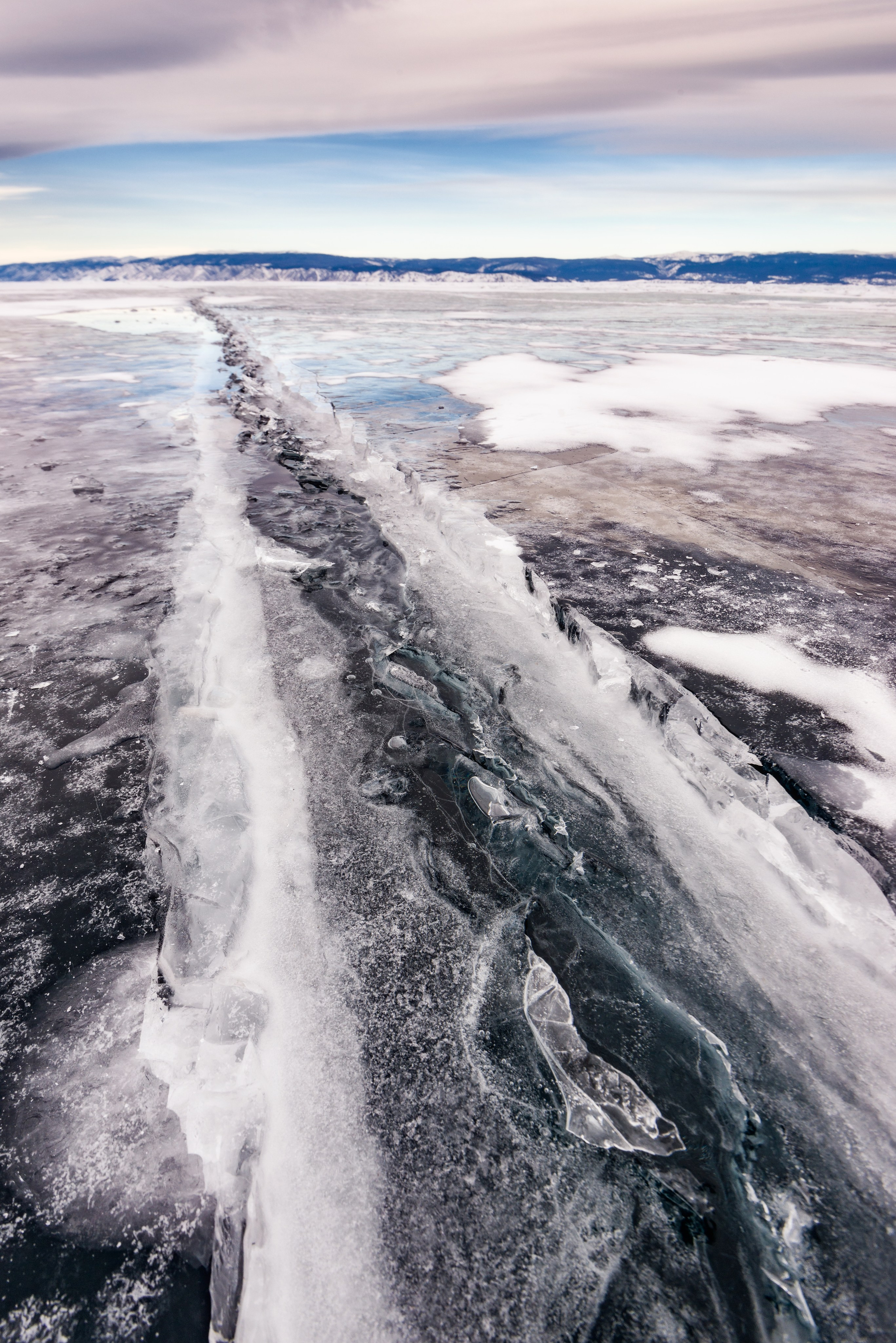 Байкал. Самый большой каток на планете. Пейзажный фотограф Сергей Пестерев. Фото природы