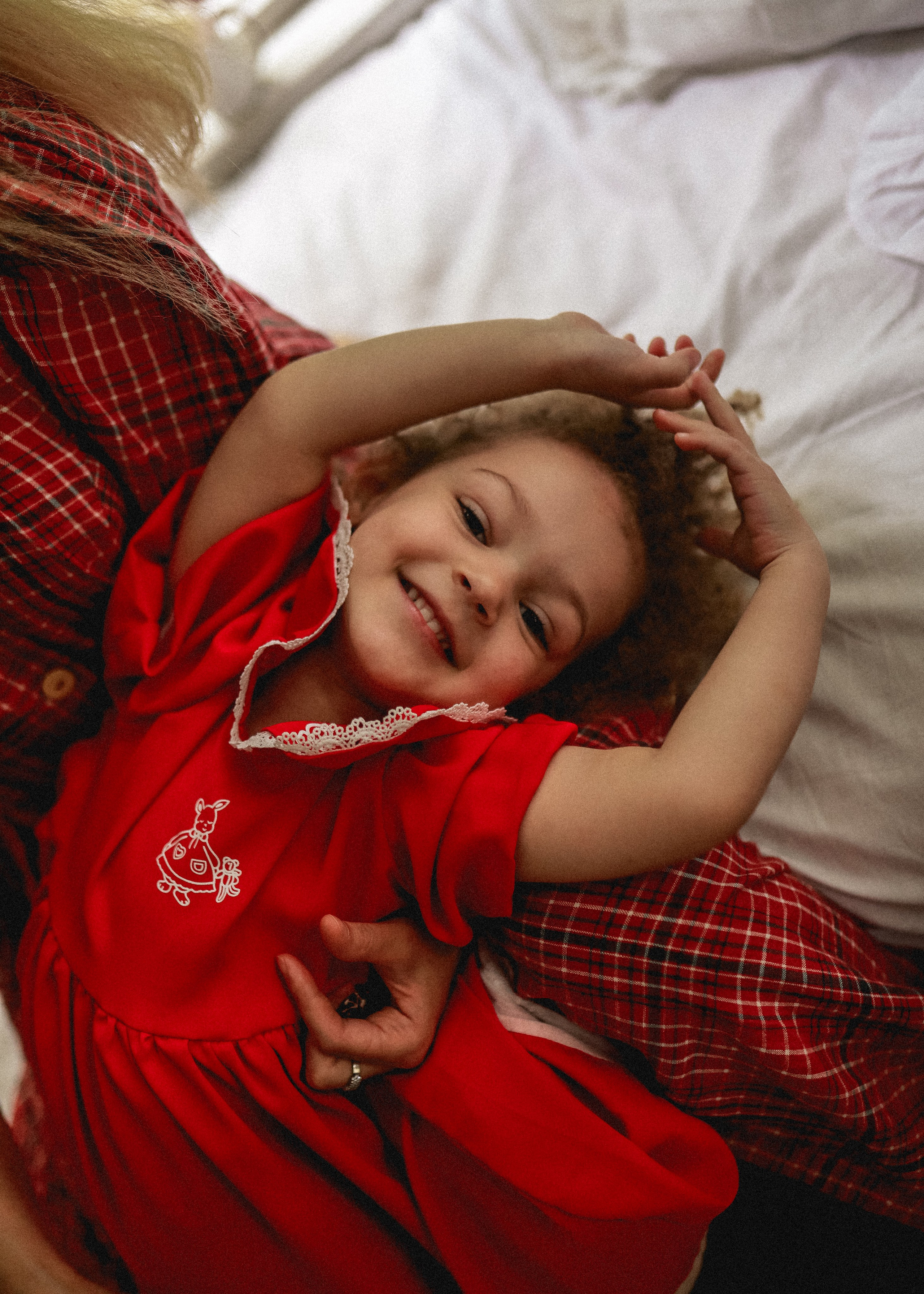 Пионы на балконе