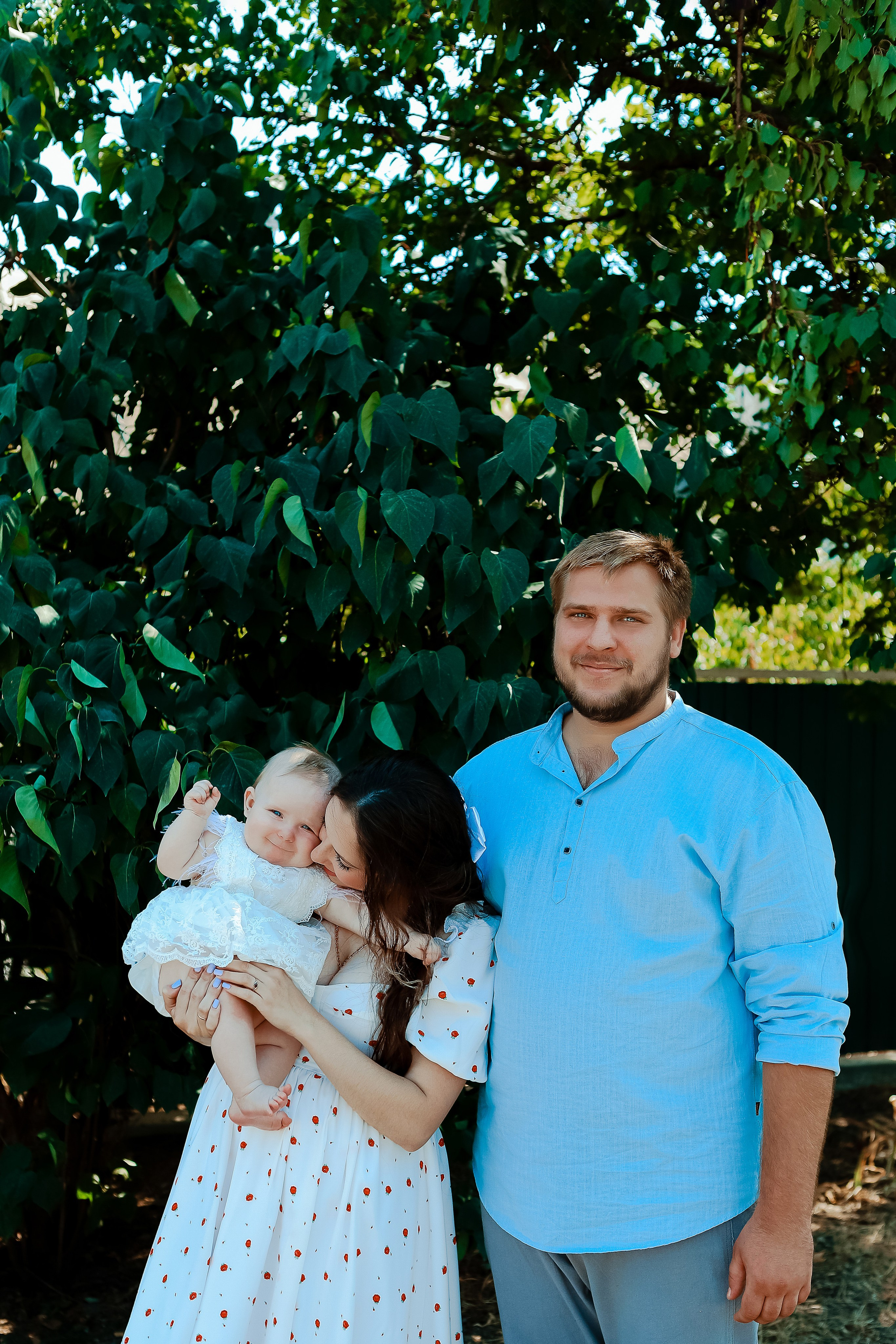 Таинство Крещения Отца и Дочери. Свадебный фотограф Евгения Фролова г. Каменск-Шахтинский, Донецк, Ростов