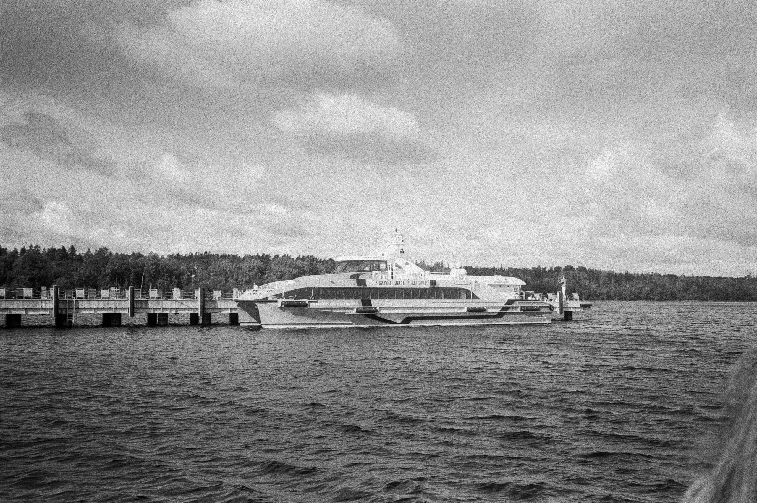 Остров Коневец / Revue 35CC / Kodak XX