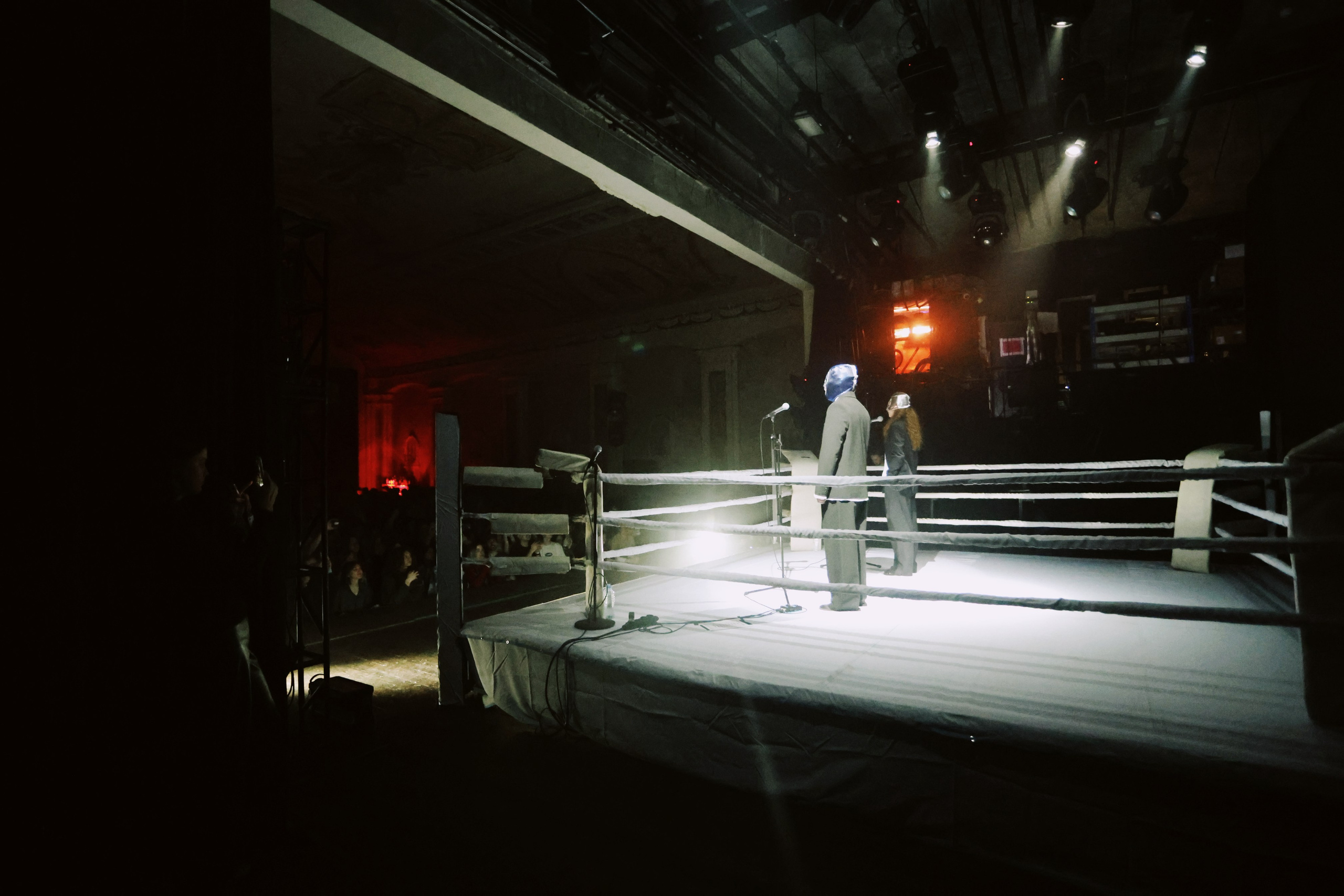 Backstage. Фотограф Юля Сахон