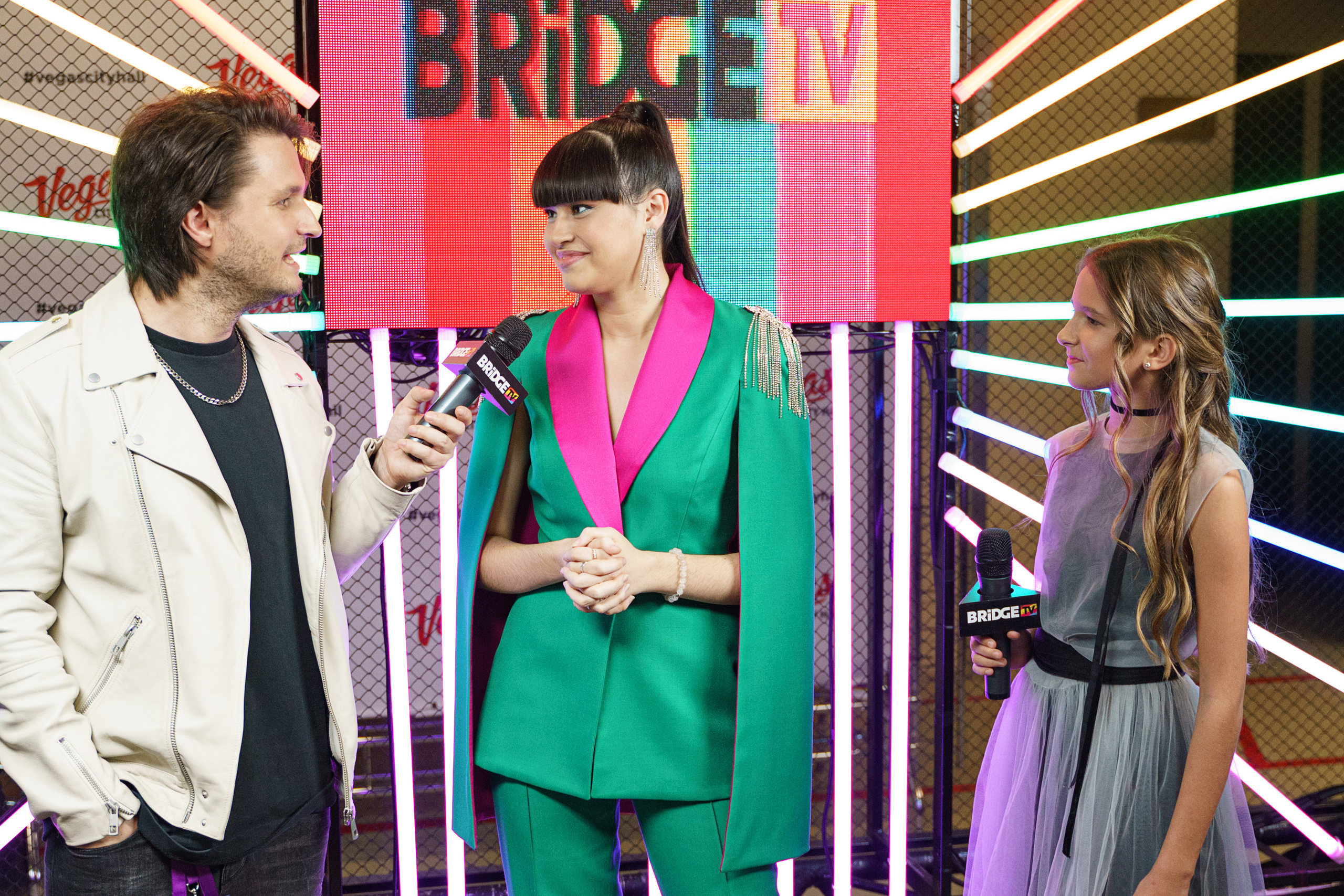 BRIDGE TV. Контент фотограф в Москве Кати Федотова