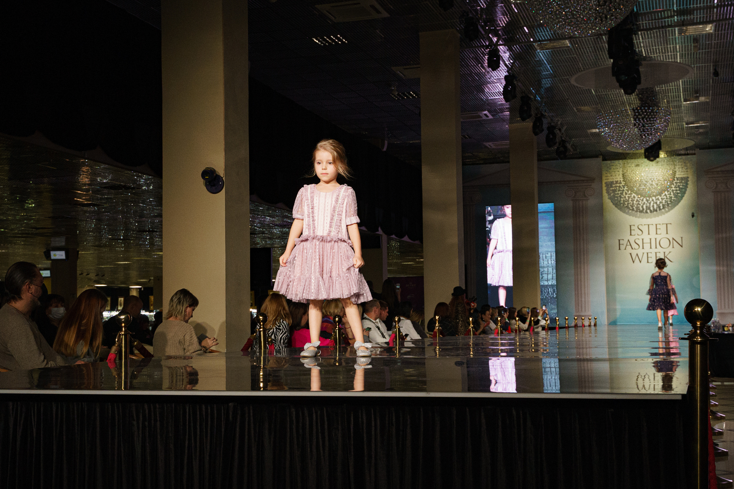 ESTET FASHION WEEK. Контент фотограф в Москве Кати Федотова