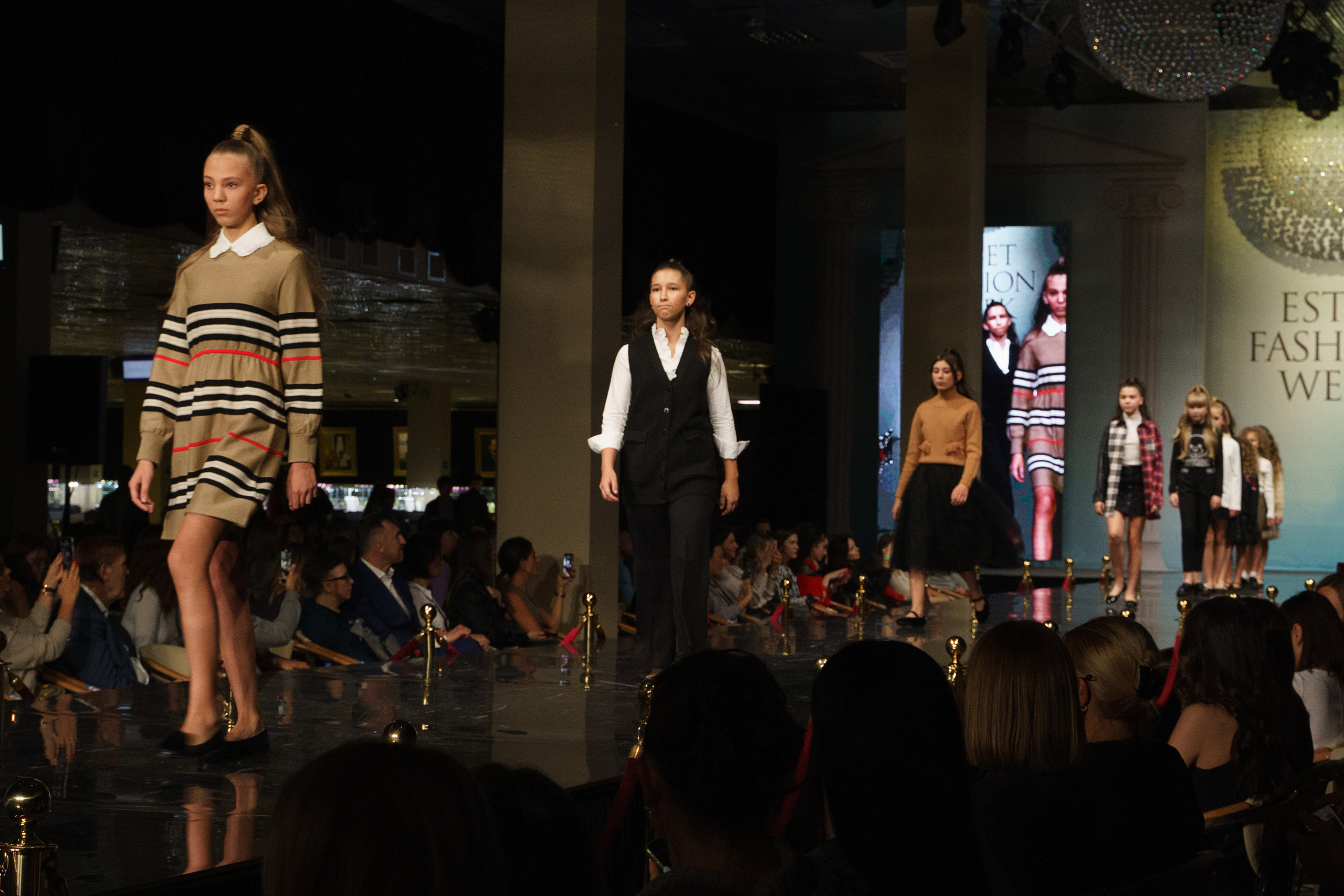 ESTET FASHION WEEK. Контент фотограф в Москве Кати Федотова