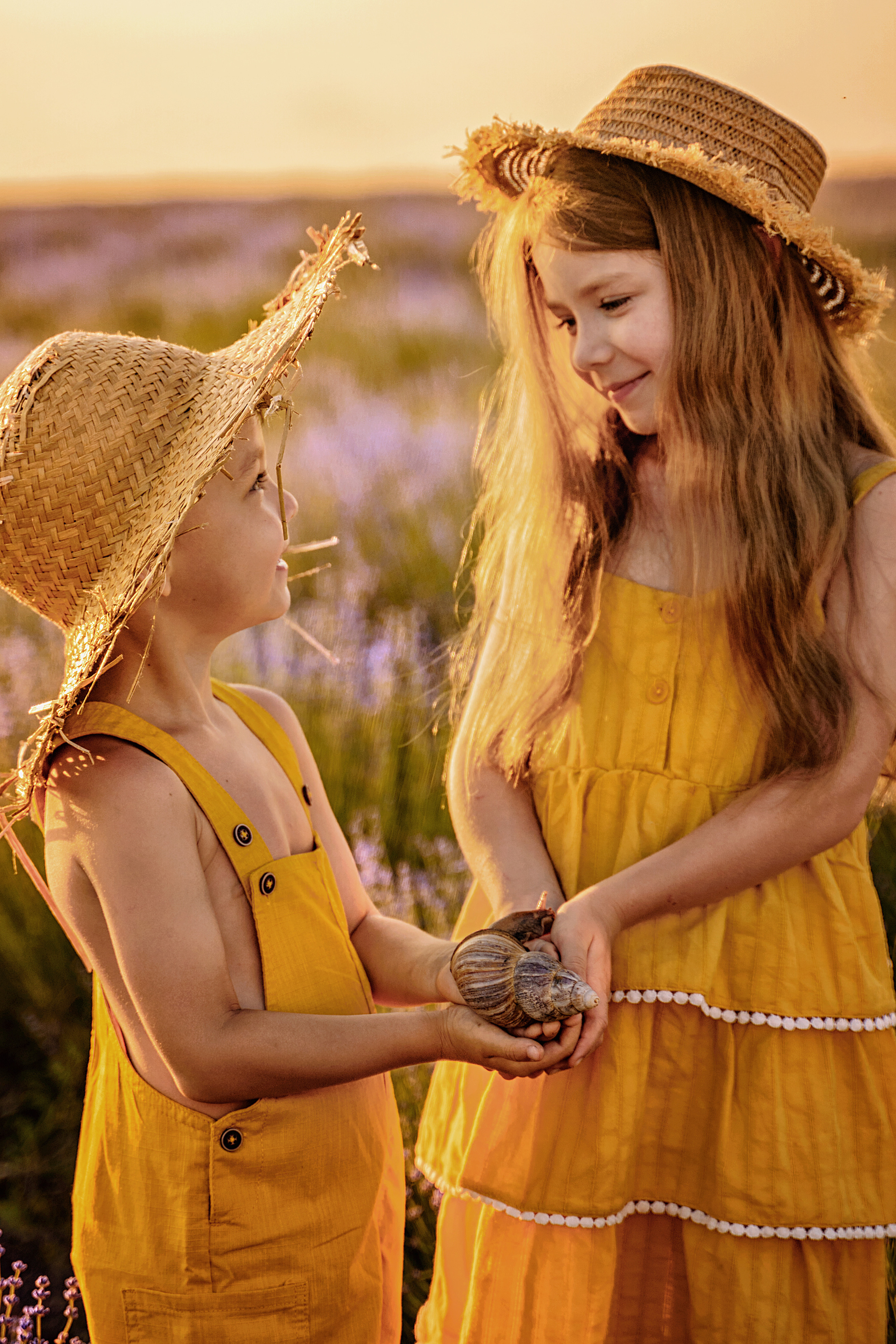 Летние фотосессии, парные фотосессии. Контент фотограф в Москве Кати Федотова