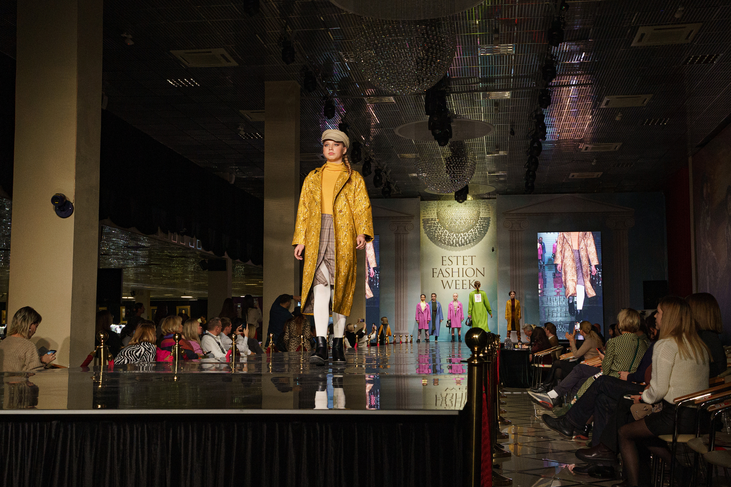 ESTET FASHION WEEK. Контент фотограф в Москве Кати Федотова