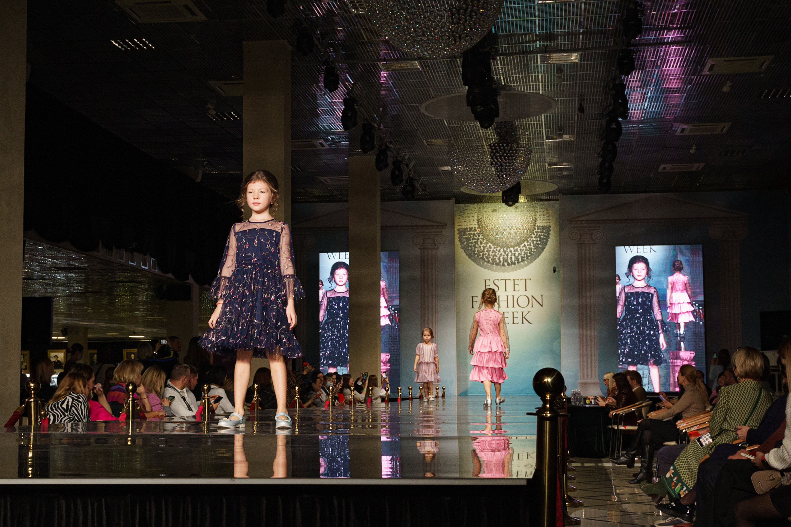 ESTET FASHION WEEK. Контент фотограф в Москве Кати Федотова