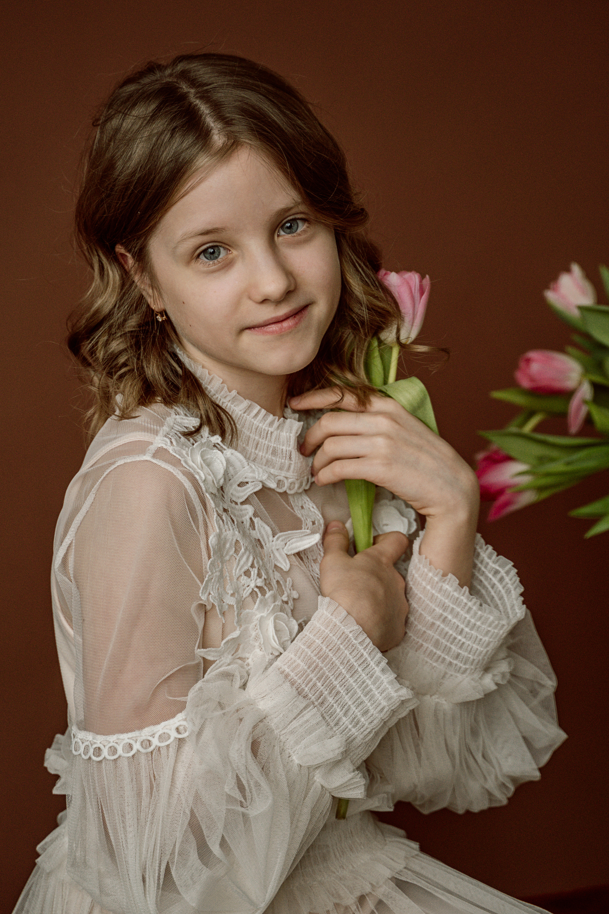 Студийный портрет, фотосессия в студии. Контент фотограф в Москве Кати Федотова