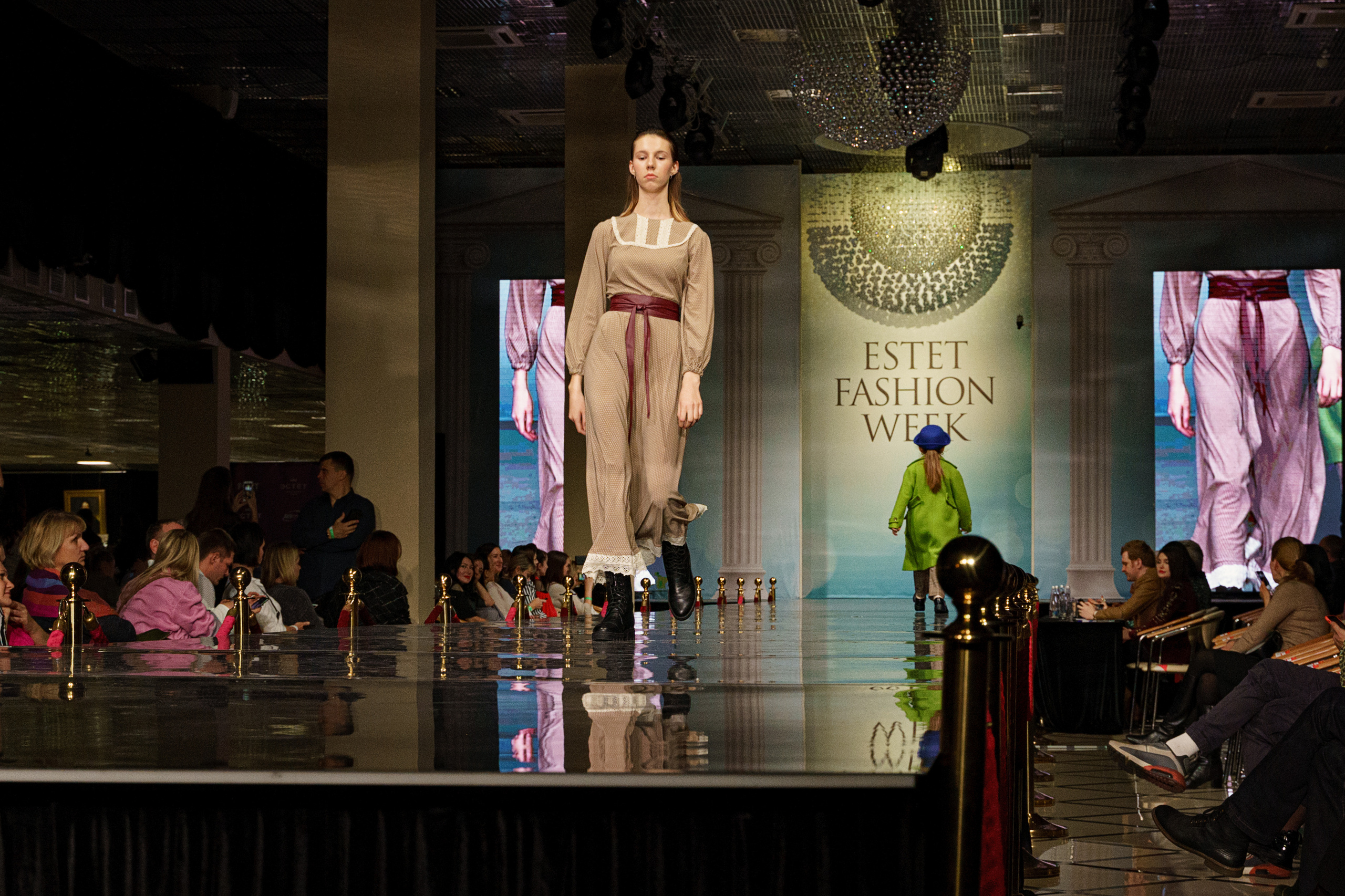 ESTET FASHION WEEK. Контент фотограф в Москве Кати Федотова