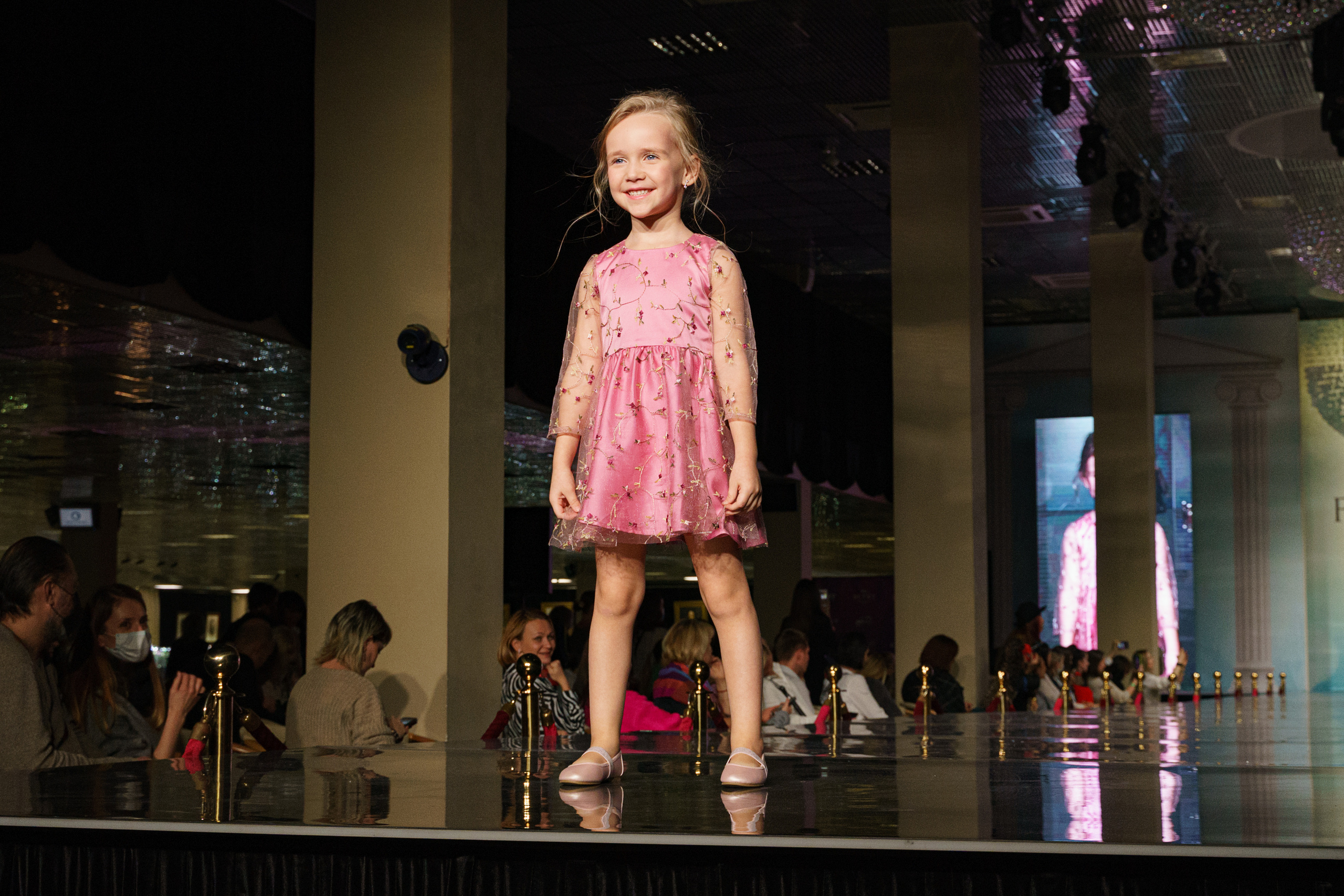 ESTET FASHION WEEK. Контент фотограф в Москве Кати Федотова