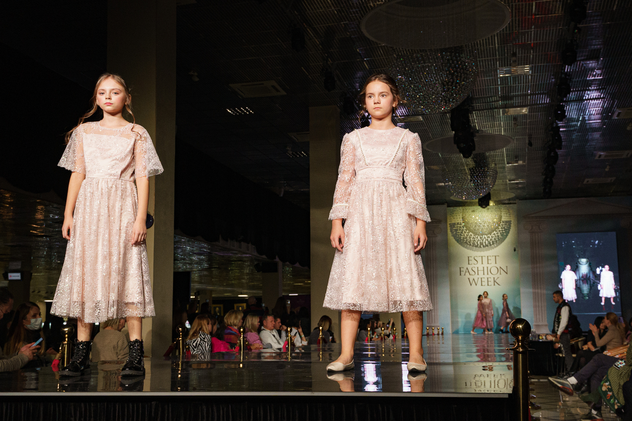 ESTET FASHION WEEK. Контент фотограф в Москве Кати Федотова