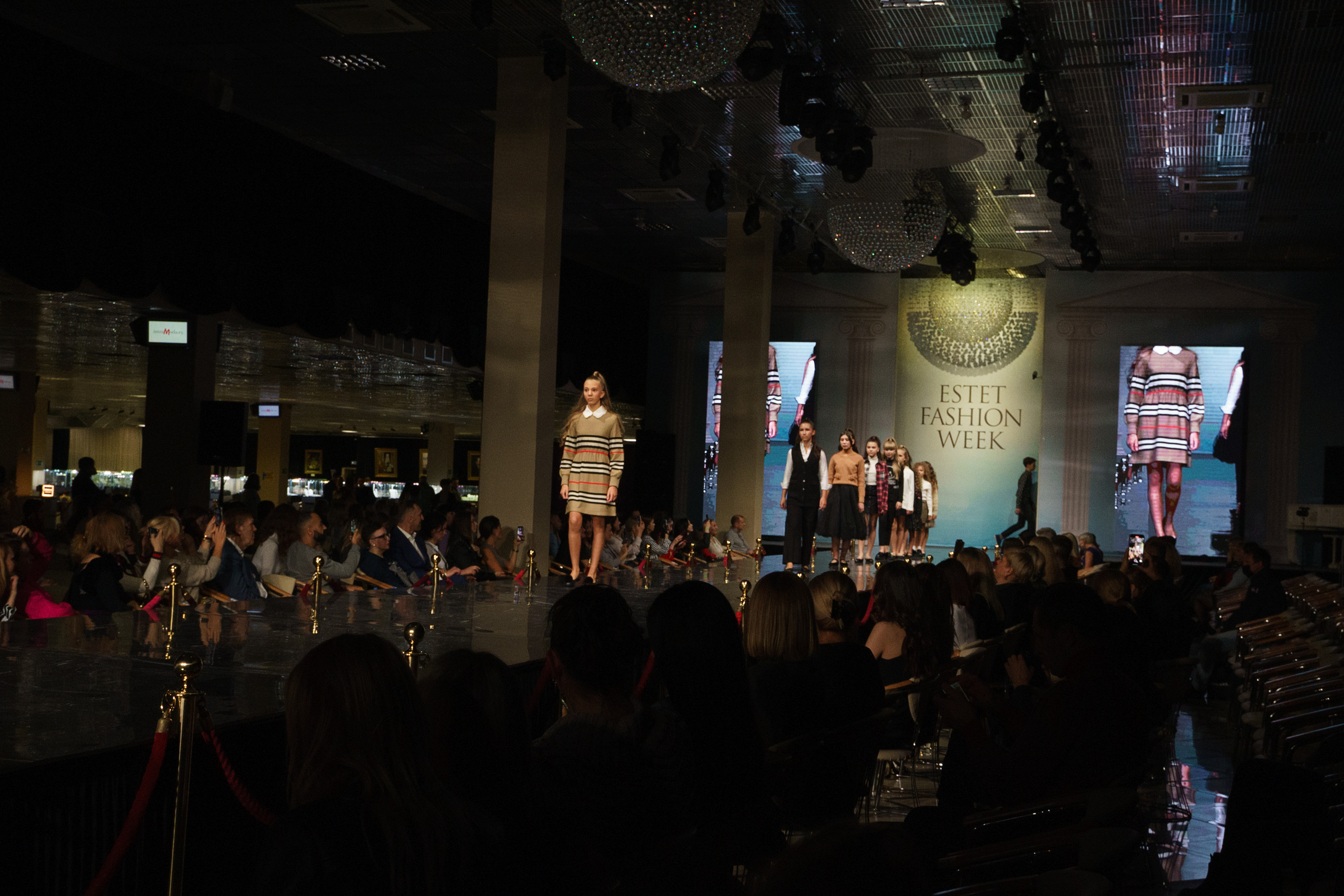 ESTET FASHION WEEK. Контент фотограф в Москве Кати Федотова