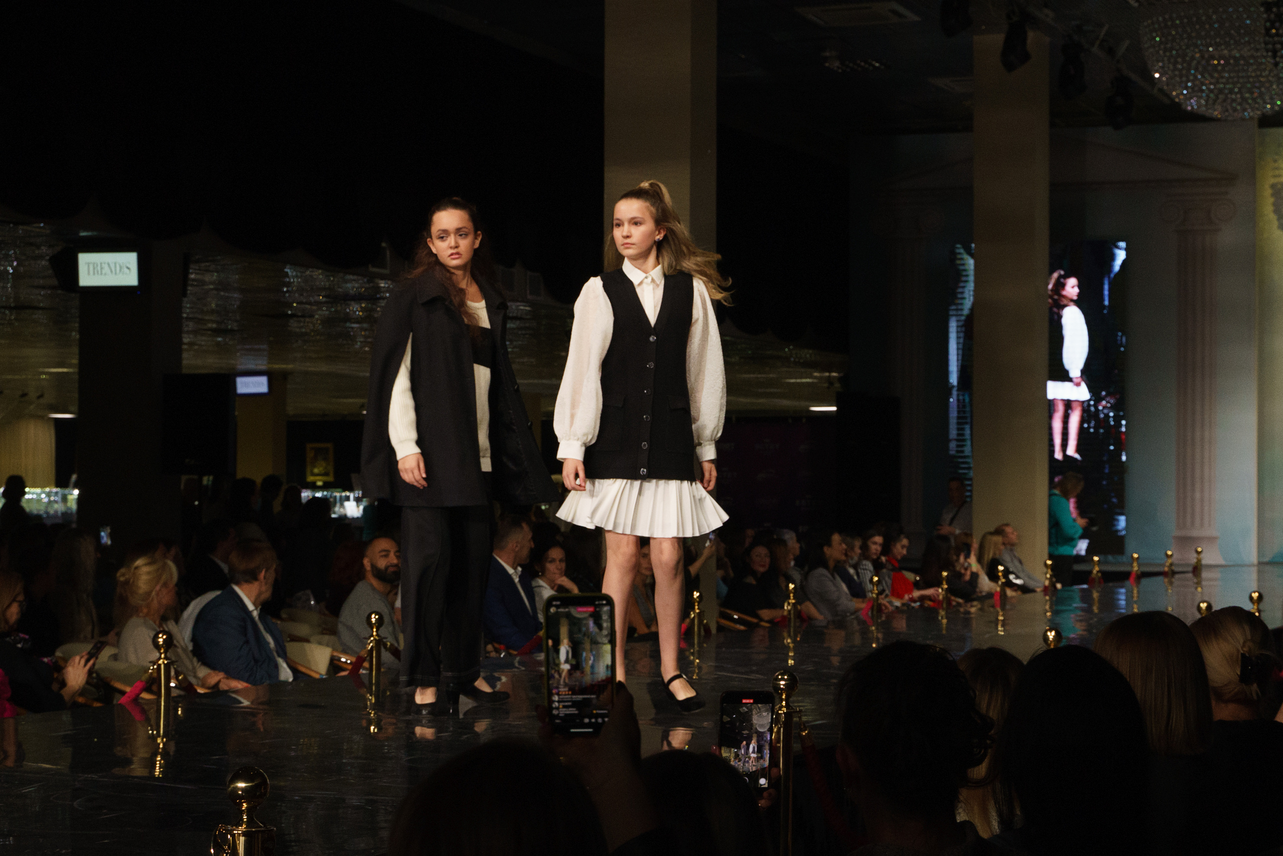 ESTET FASHION WEEK. Контент фотограф в Москве Кати Федотова