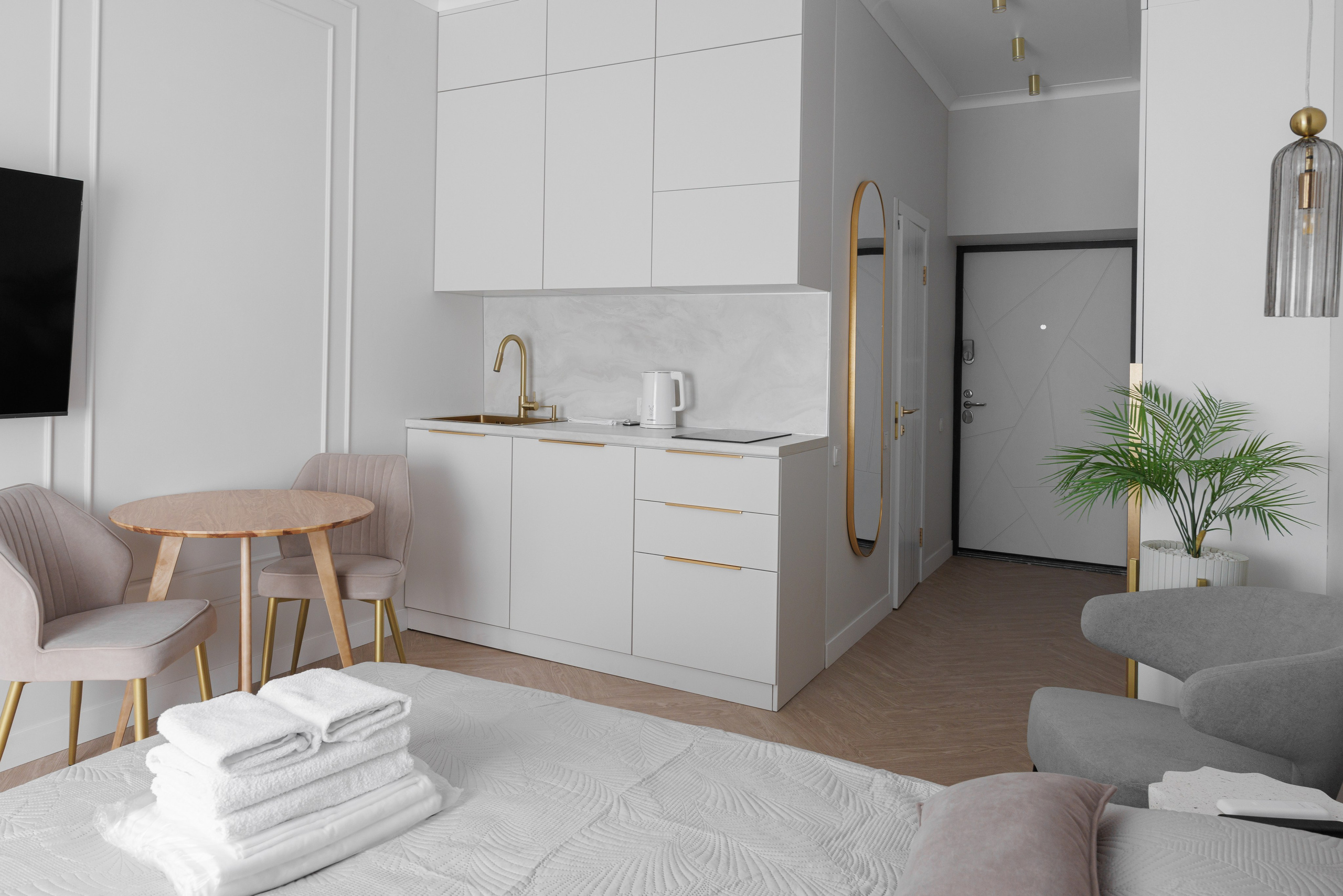 Квартра ул. Бограда, 103. Фотограф в Красноярске Евдокимова Анастасия