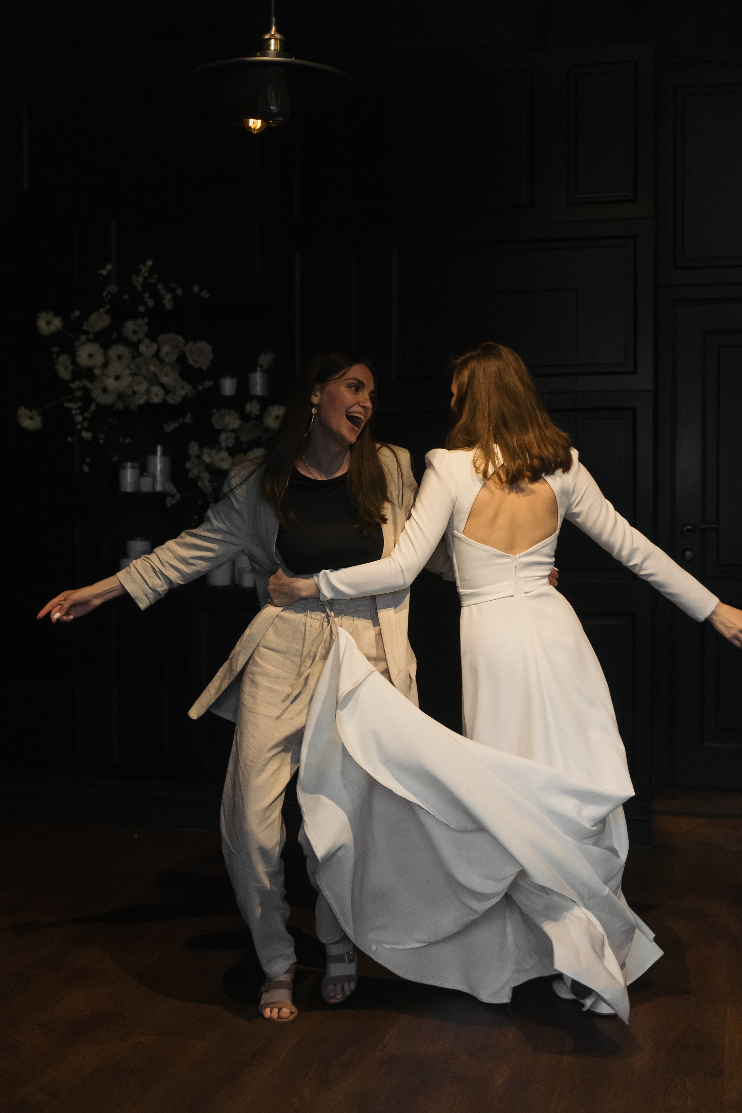 Обнимательно. Свадебный фотограф Москва Светлана Анисимова