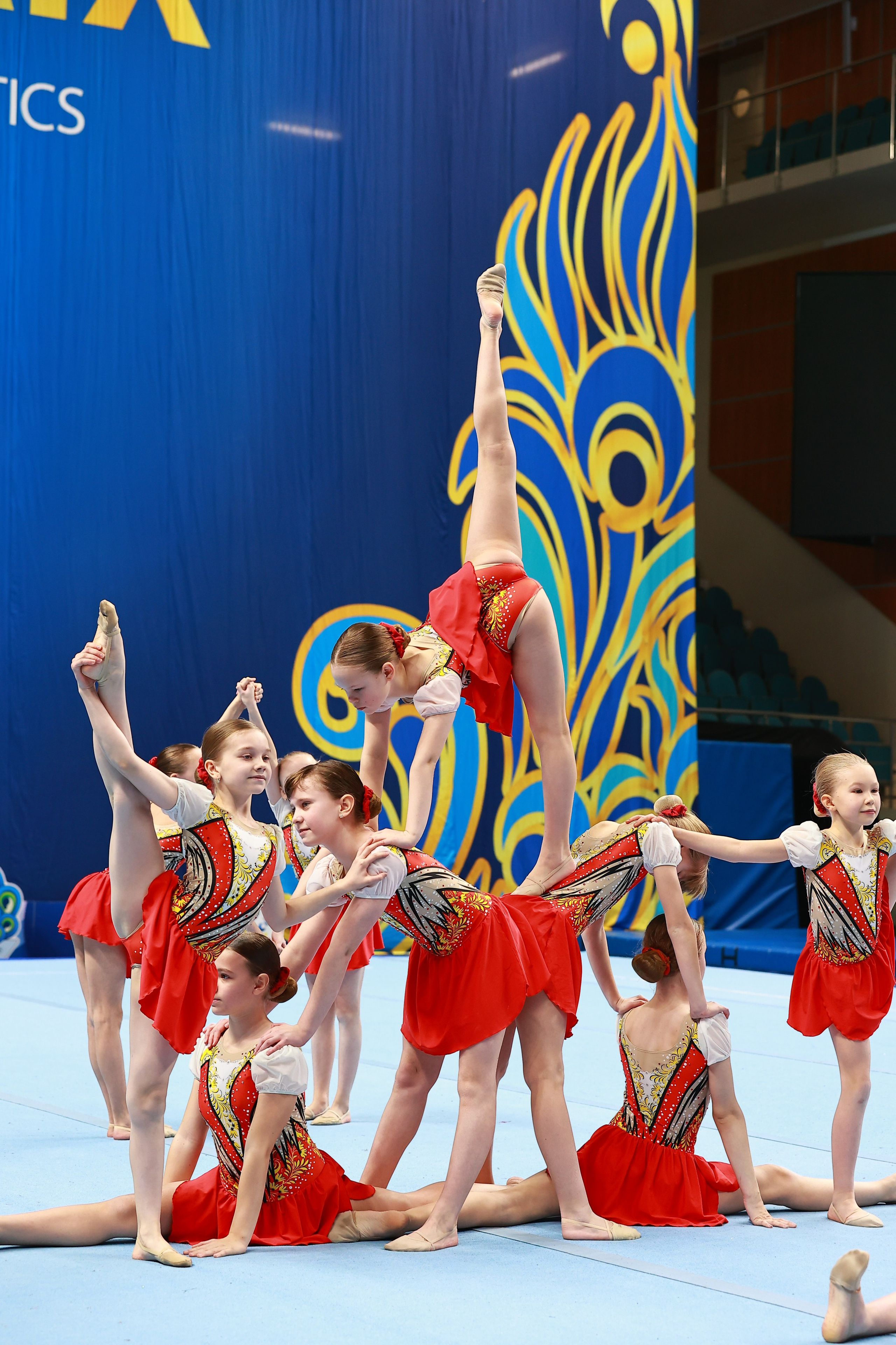 Спортивно акробатический танец. Студия акробатики и развивающей гимнастики «Acrostars»