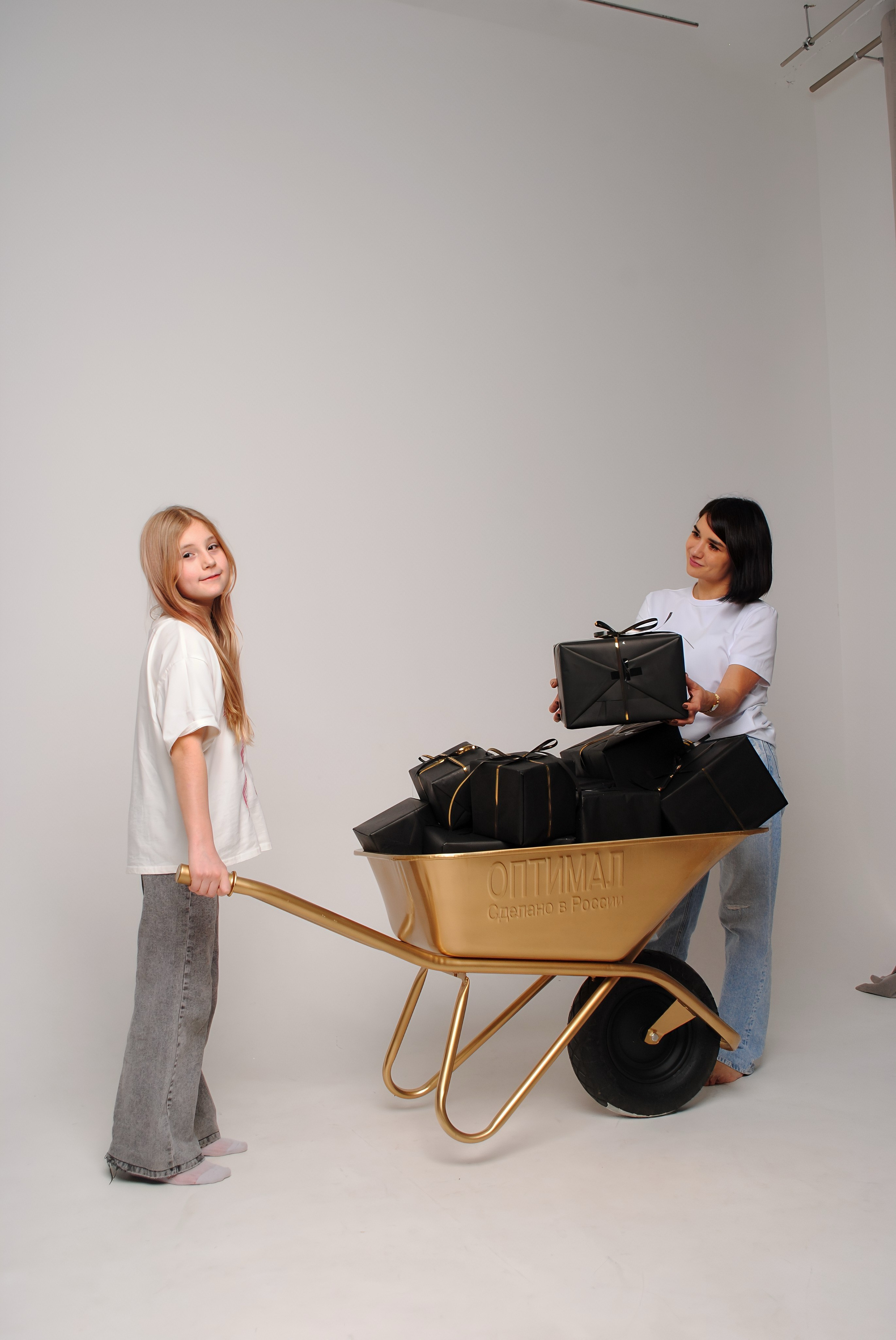 Анастасия и дочь. Фотограф Мария Мусаелян